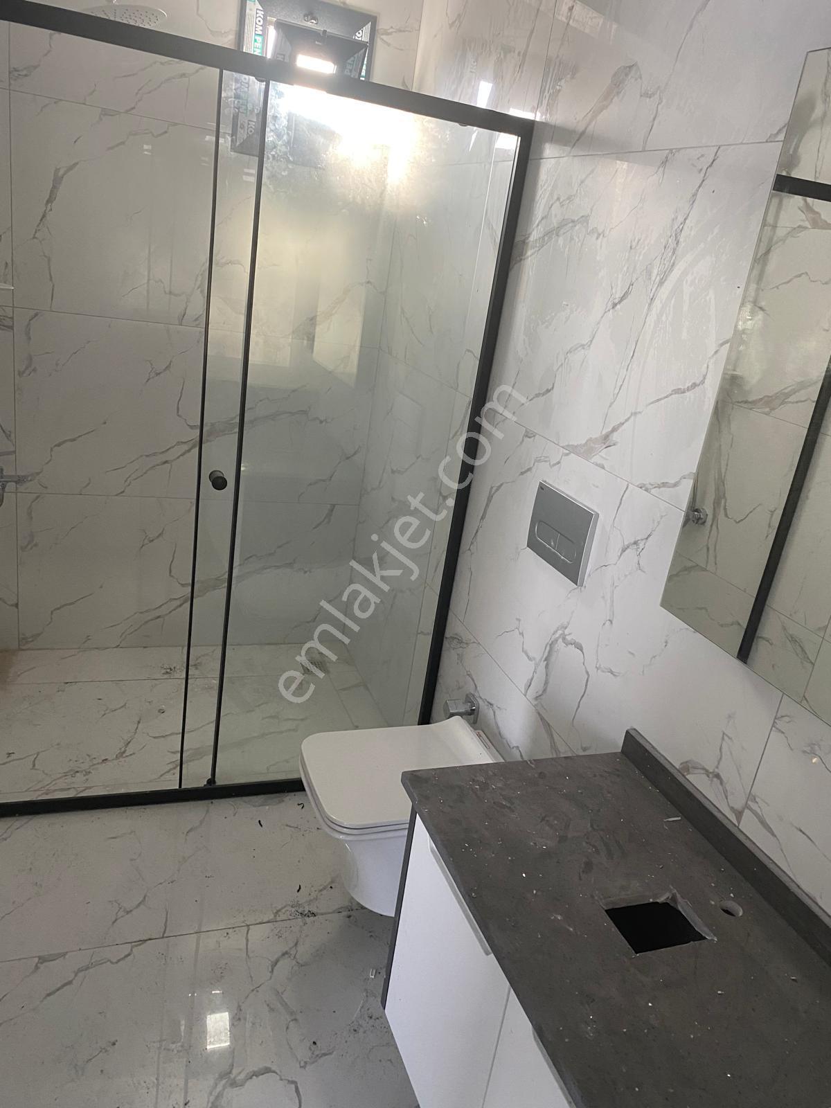 Zeytinli’de 200 M² 3+1 Açık Mutfak, 80 M² Teraslı, 2 Mutfak & 3 Banyolu, Yerden Isıtmalı - Görsel 4