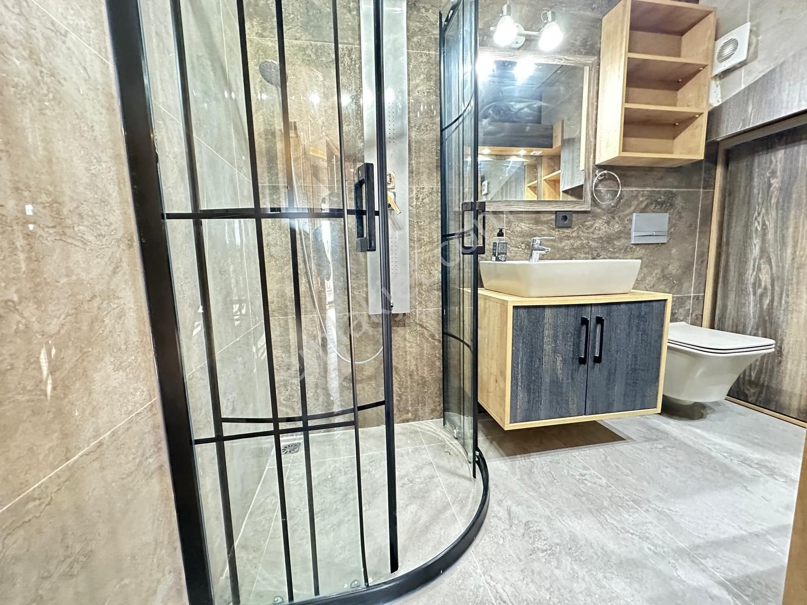 Hisar Mahallesi 3+1 , Köşe Konum, Deniz Manzaralı, Full Eşyalı Takasa Açık Villa - Görsel 11