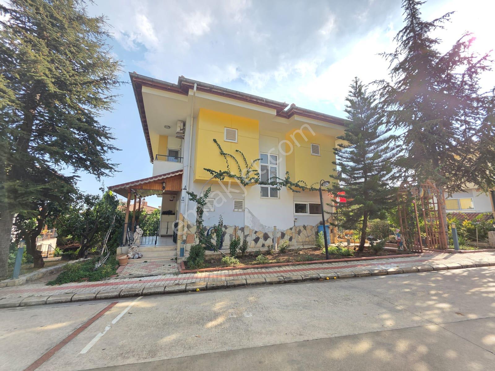 Arve'den 4+1 Her Gününüzü Rüya Gibi Yaşatacak Özel Bir Villa - Görsel 33