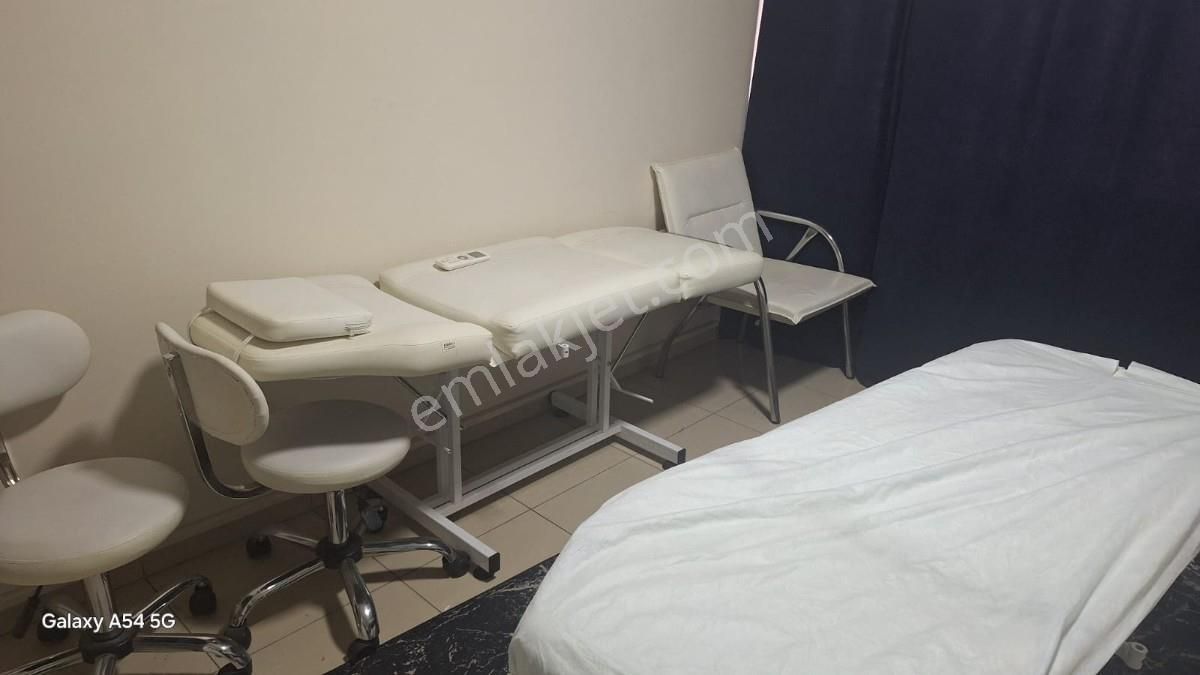 Efeler Mah.menderes Caddesinde 4+1 Kiralık Ofis - Görsel 8