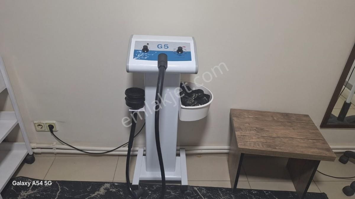 Efeler Mah.menderes Caddesinde 4+1 Kiralık Ofis - Görsel 7