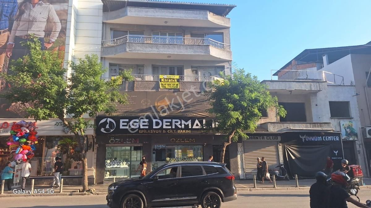 Efeler Mah.menderes Caddesinde 4+1 Kiralık Ofis - Görsel 3