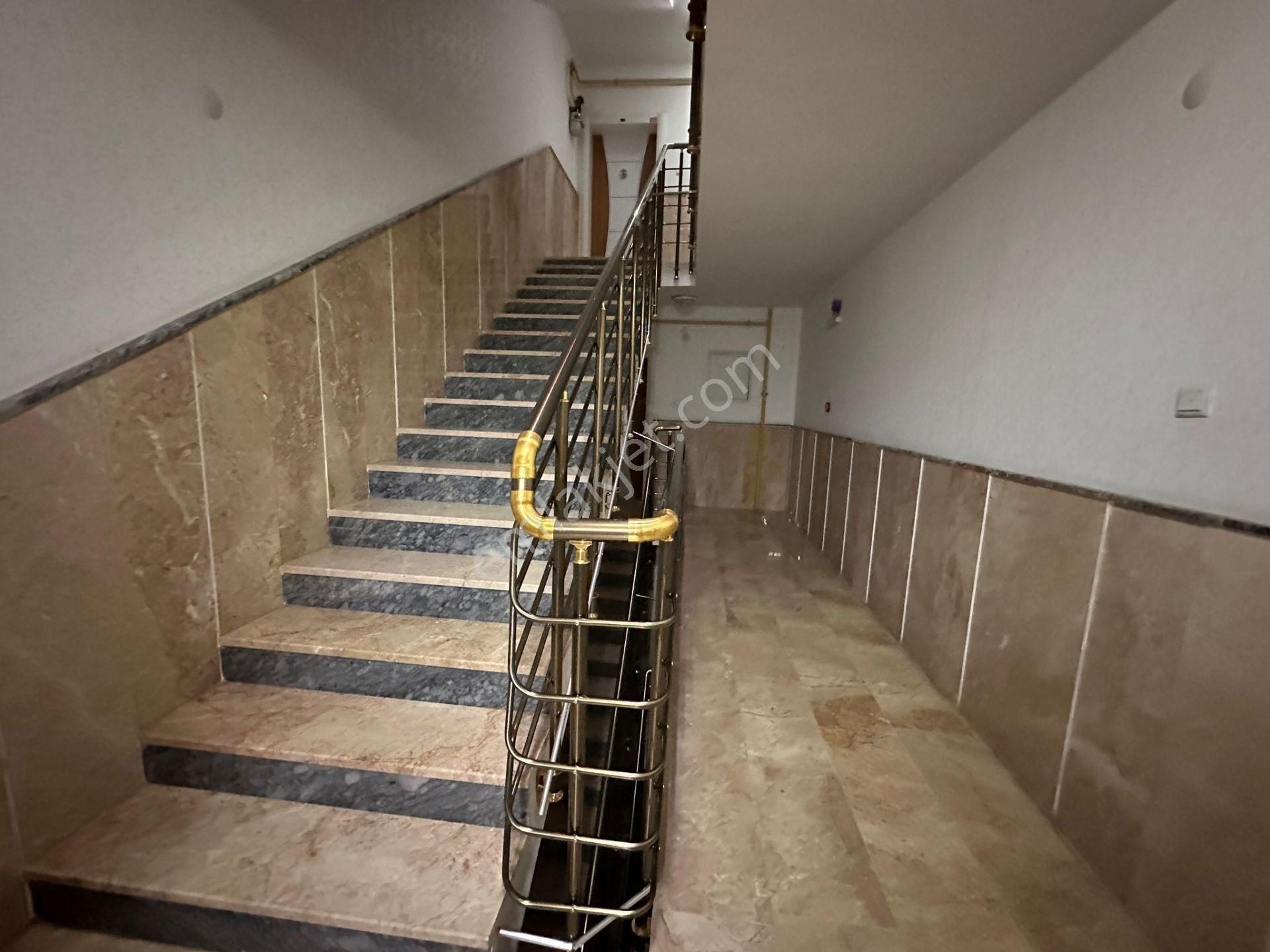 Battalgazi'de Bostancık Cad. Yakını 3+1 130 M2 Asansörlü Satılık Daire - Görsel 24