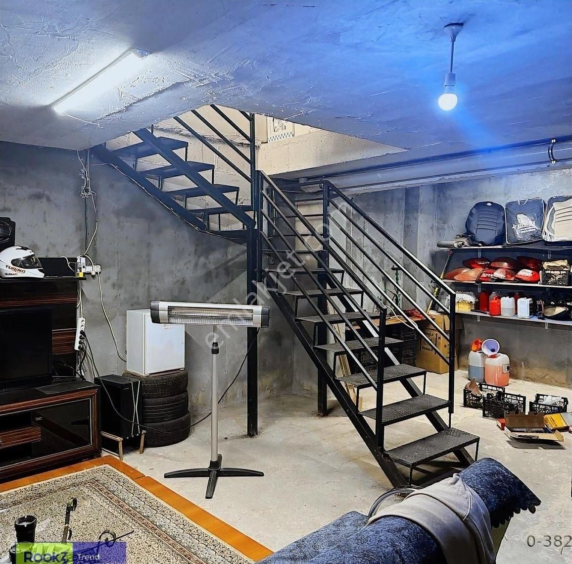 Gebze Güzeller Mah. De 150 M2 Satılık Dükkan Çift Cephe