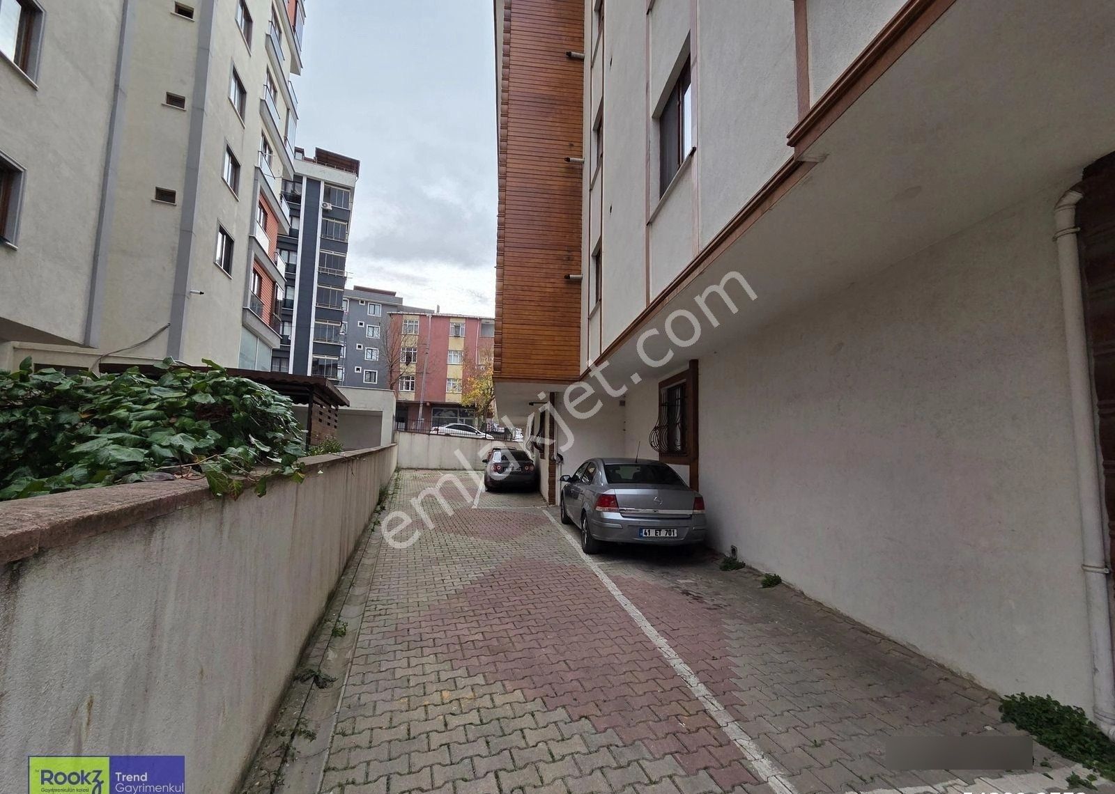 Çekmeköy Cumhuriyet Mahallesinde Satılık 1+1 Daire Acil - Görsel 2