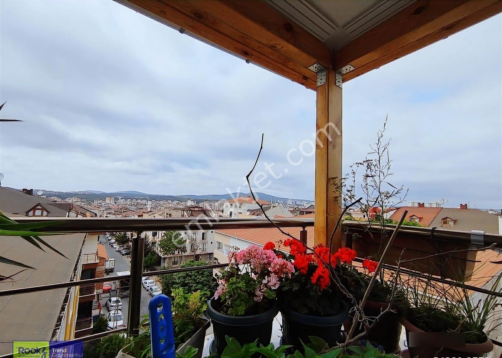 Sancaktepe Demokrasi Caddesinde 3+1 Dubleks Daire Harika Konum - Görsel 8