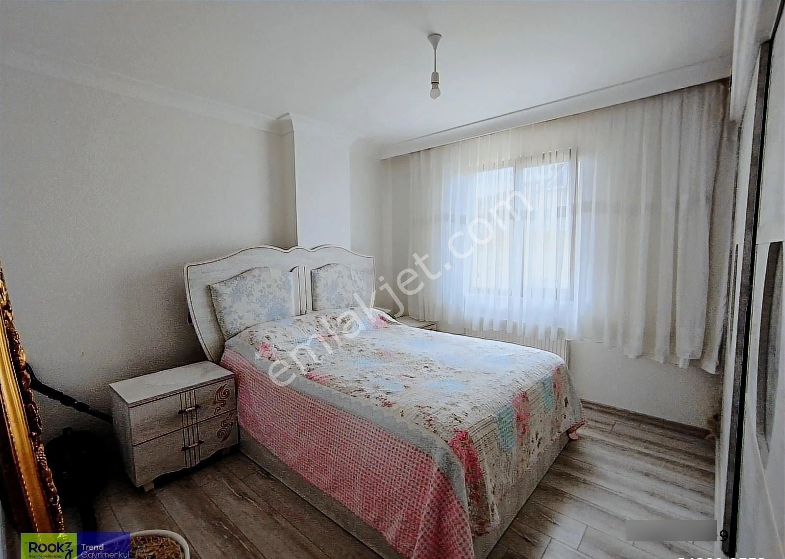 Sancaktepe Demokrasi Caddesinde 3+1 Dubleks Daire Harika Konum