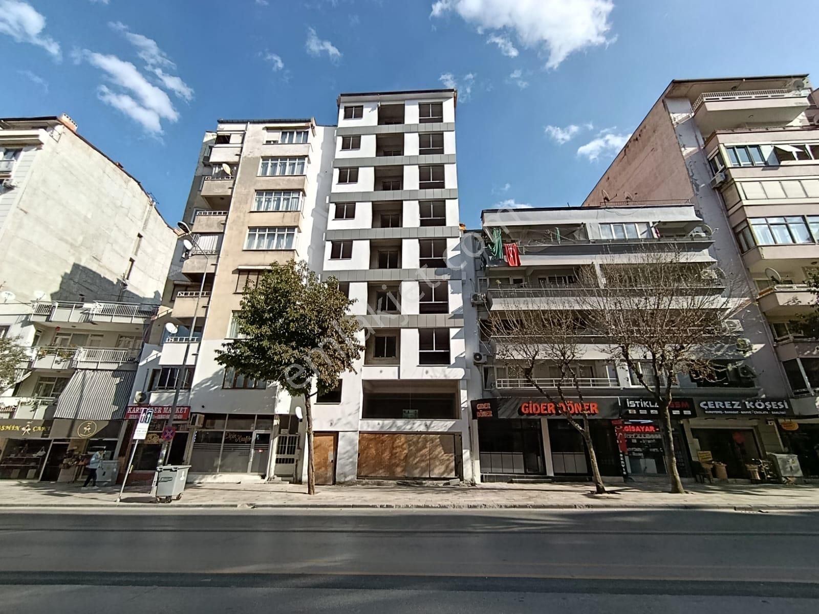 Myra Dan Pelitlibağ Da Satılık 2+1 Daire - Görsel 25