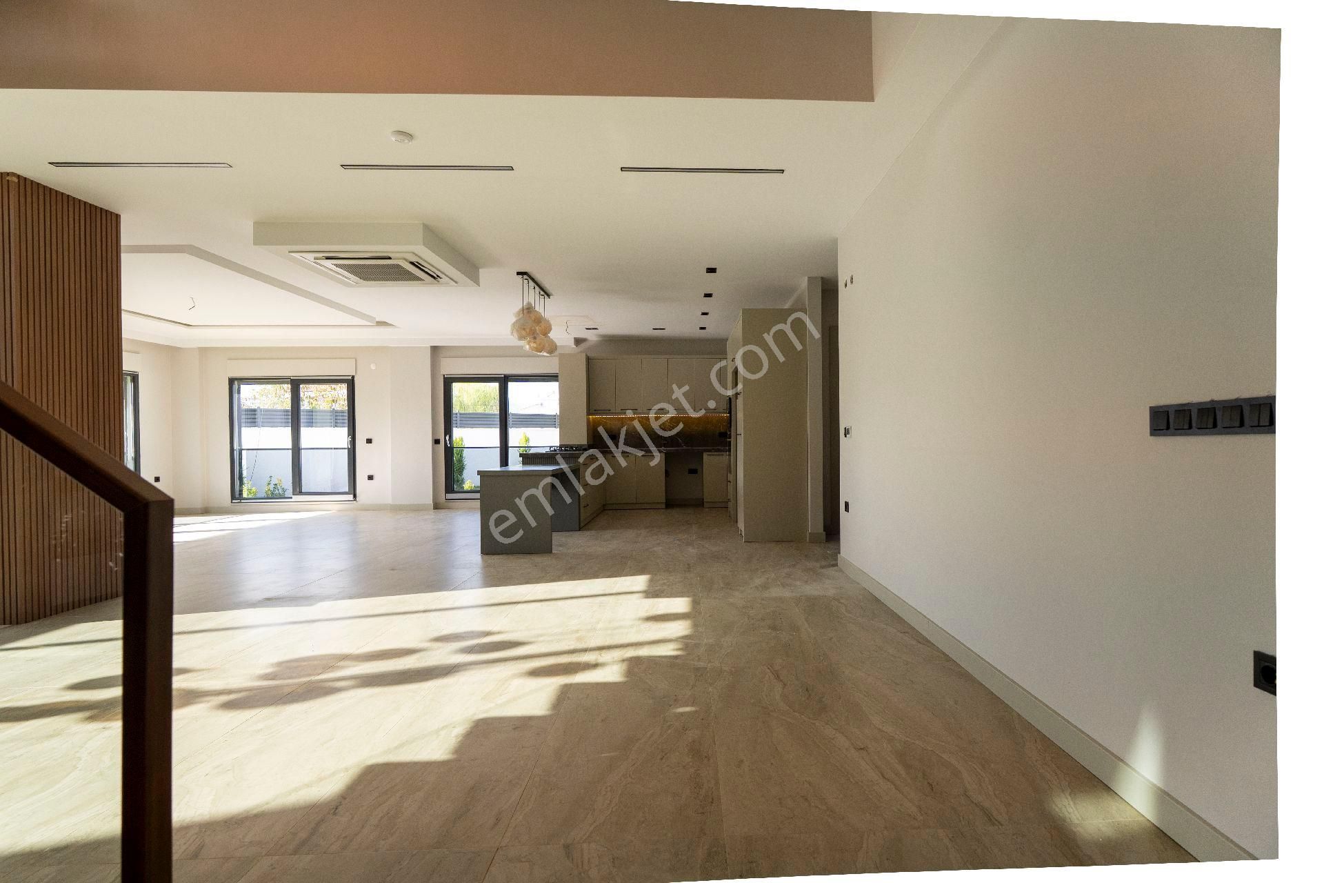 Döşemealtı / Yeşilbayır 5+1 Harika Villa - Görsel 15