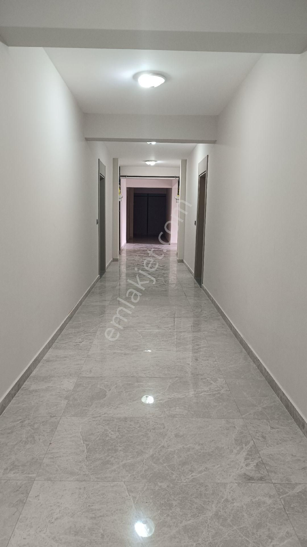 Rt Safir'den Kayapada Kapalı Otoparklı Sosyal Donatılı 2+1 Geniş Ferah Kiralık Daire - Görsel 3