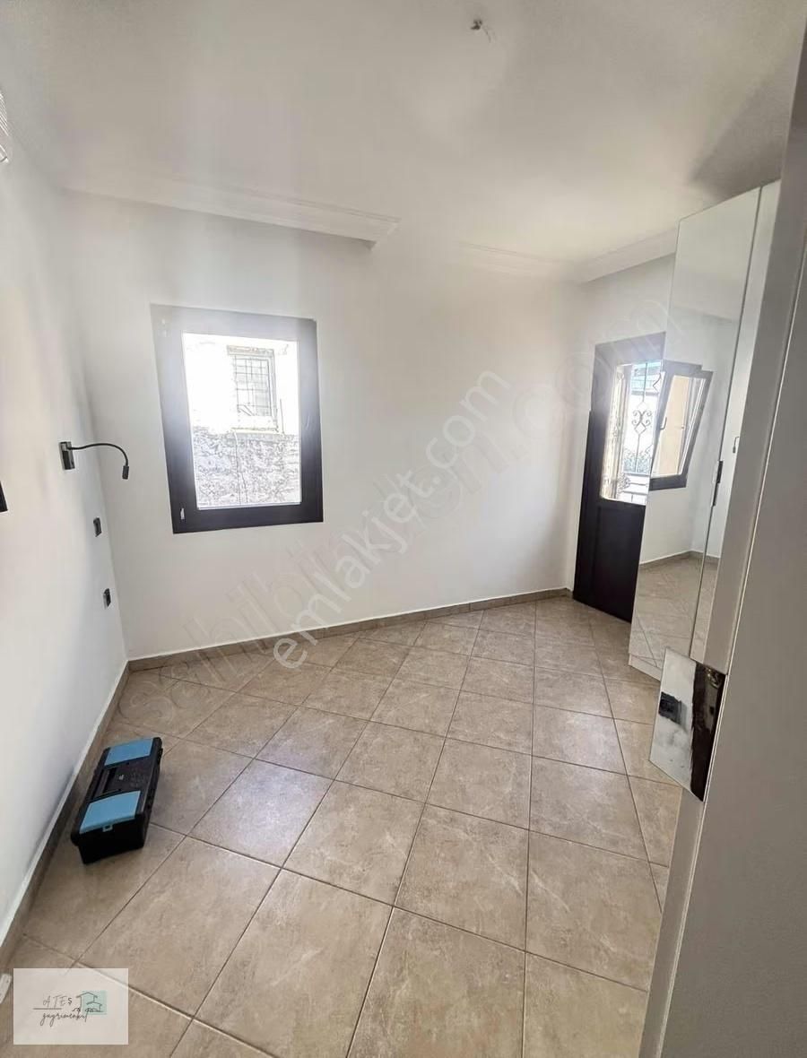 Bodrum Merkezde Yıllık Kiralık Üst Kat Daire - Görsel 9