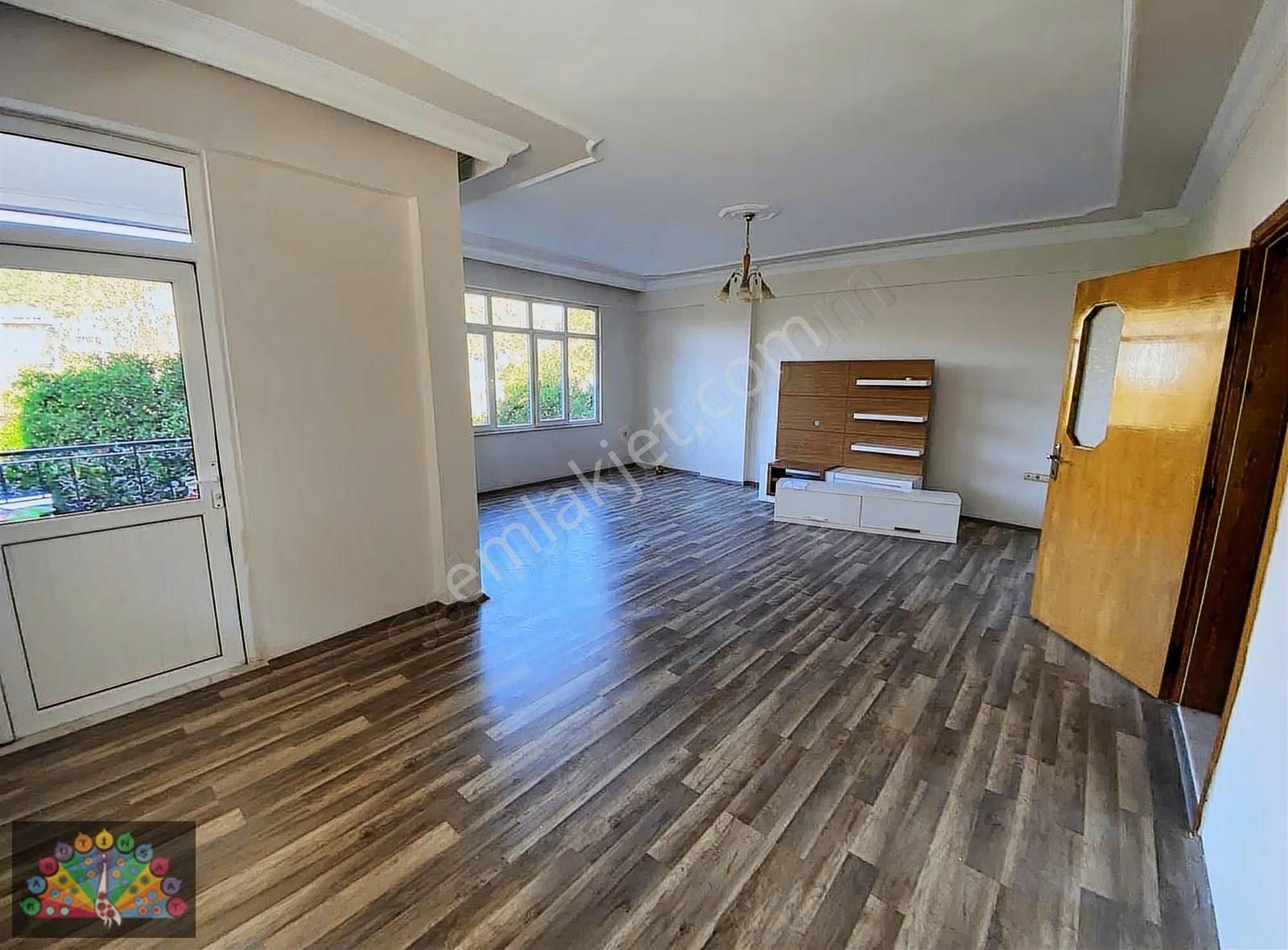 Yukarı Pazarcı Mah. Kiralık Geniş 3+1 Daire - Görsel 7