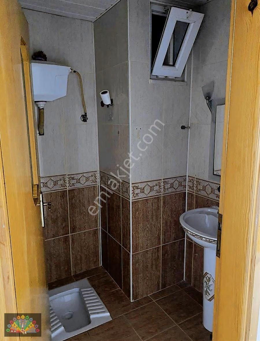 Yukarı Pazarcı Mah. Kiralık Geniş 3+1 Daire - Görsel 6