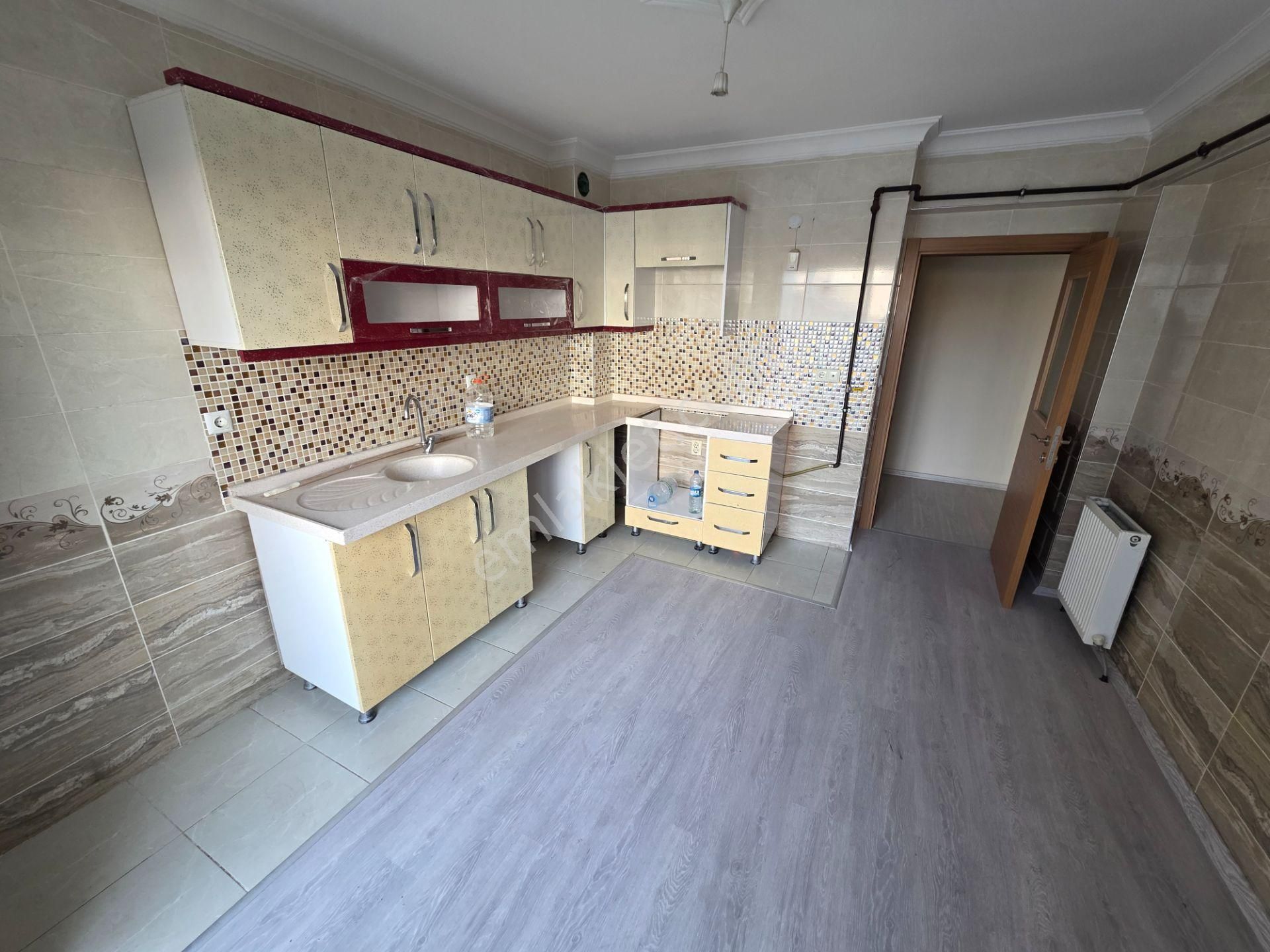 Keçiöde Kanuni Mah 1. Kat 3+1 Çift Banyo Asansörlü Yeni Bina - Görsel 18
