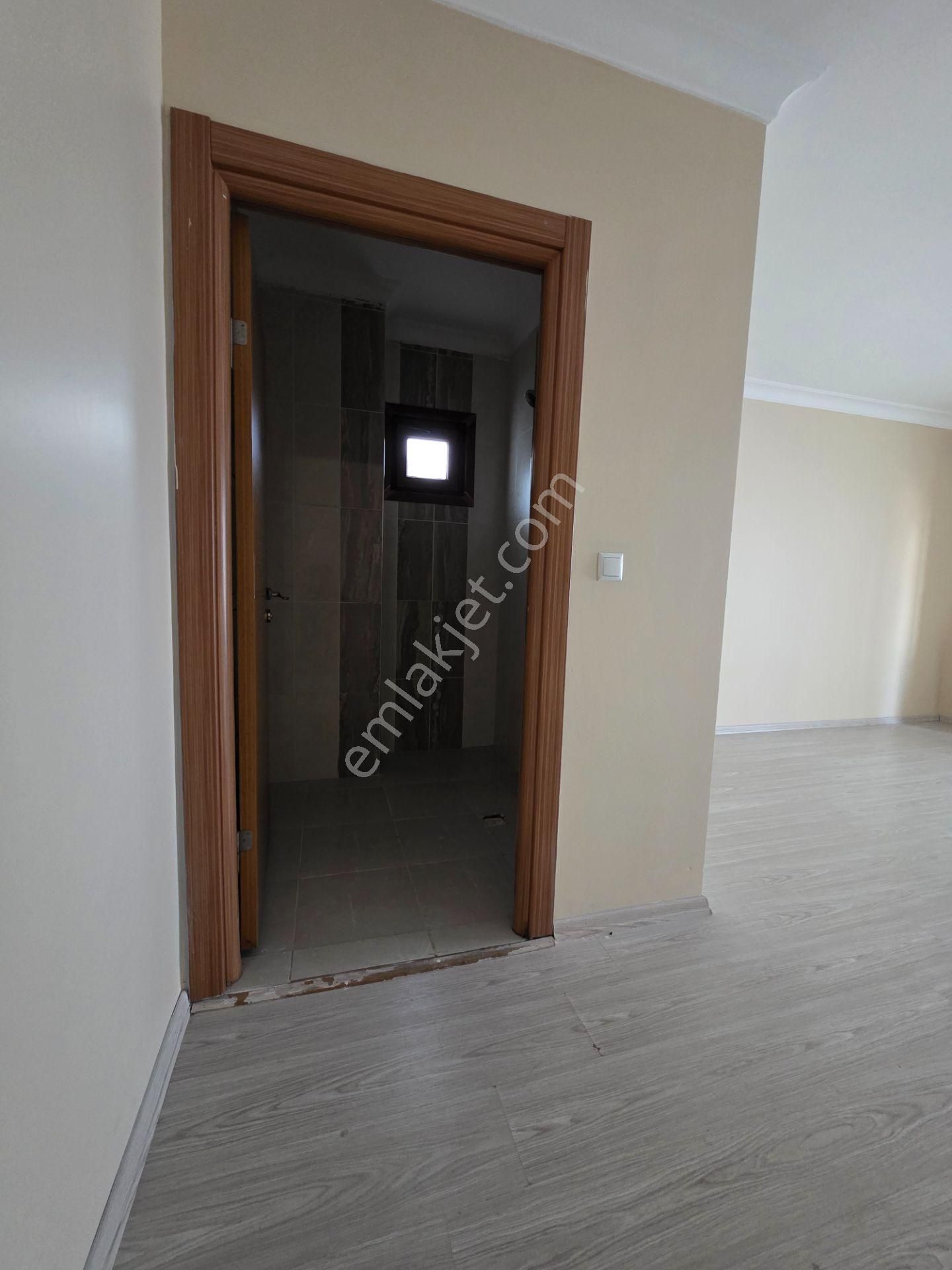 Keçiöde Kanuni Mah 1. Kat 3+1 Çift Banyo Asansörlü Yeni Bina - Görsel 9