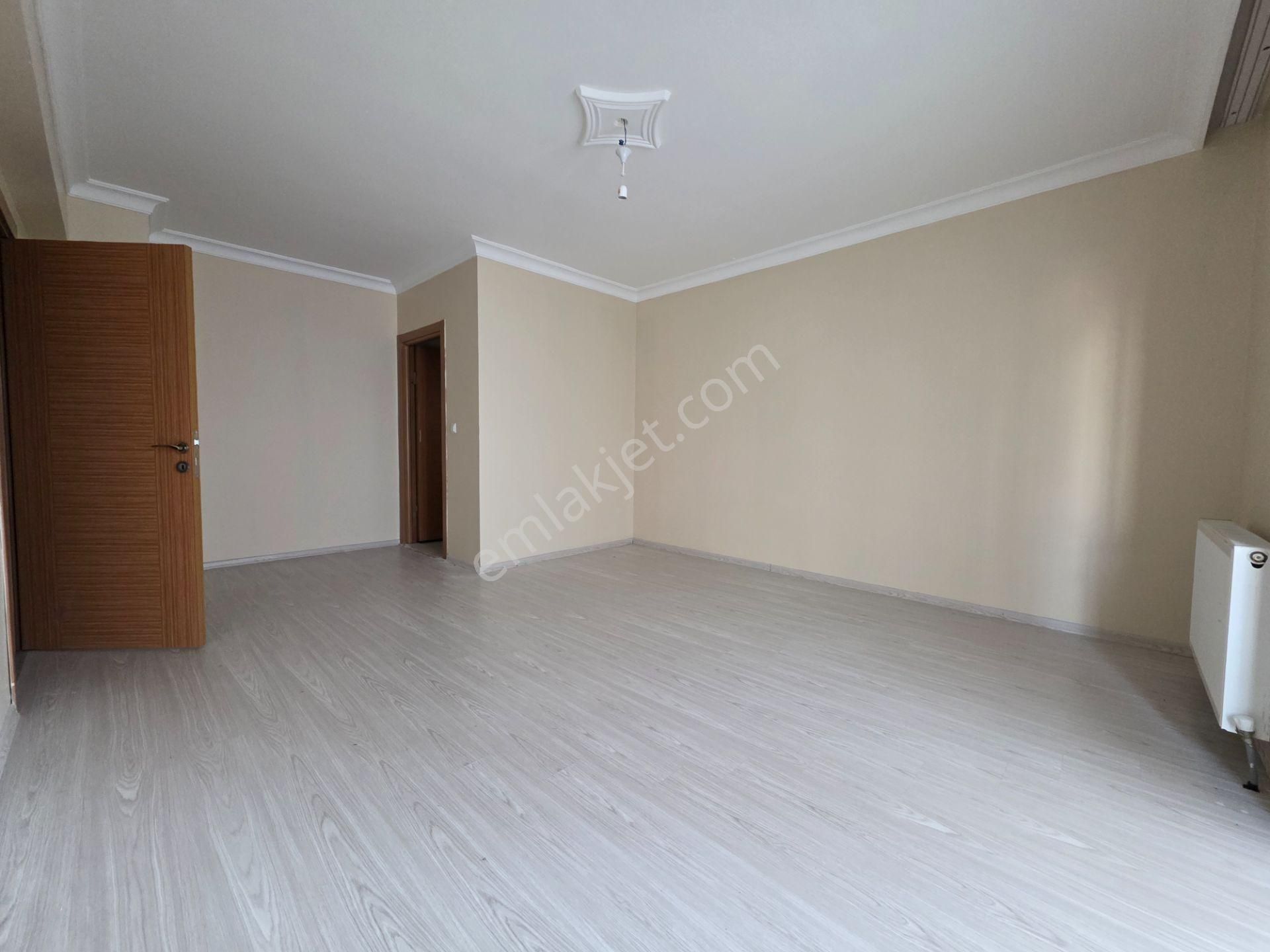 Keçiöde Kanuni Mah 1. Kat 3+1 Çift Banyo Asansörlü Yeni Bina - Görsel 8