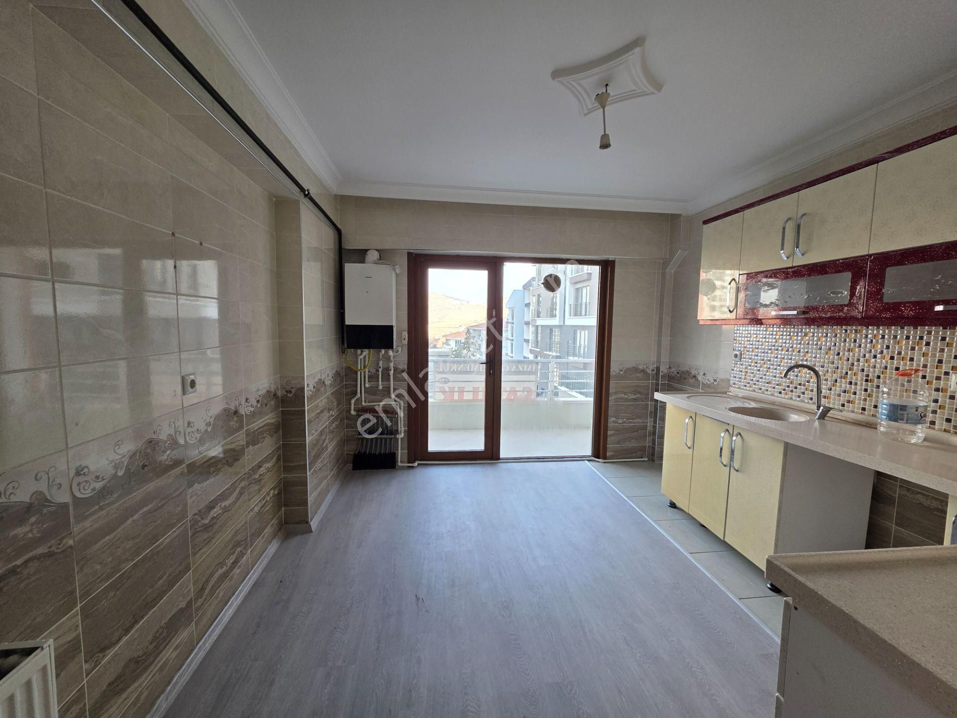 Keçiöde Kanuni Mah 1. Kat 3+1 Çift Banyo Asansörlü Yeni Bina - Görsel 13