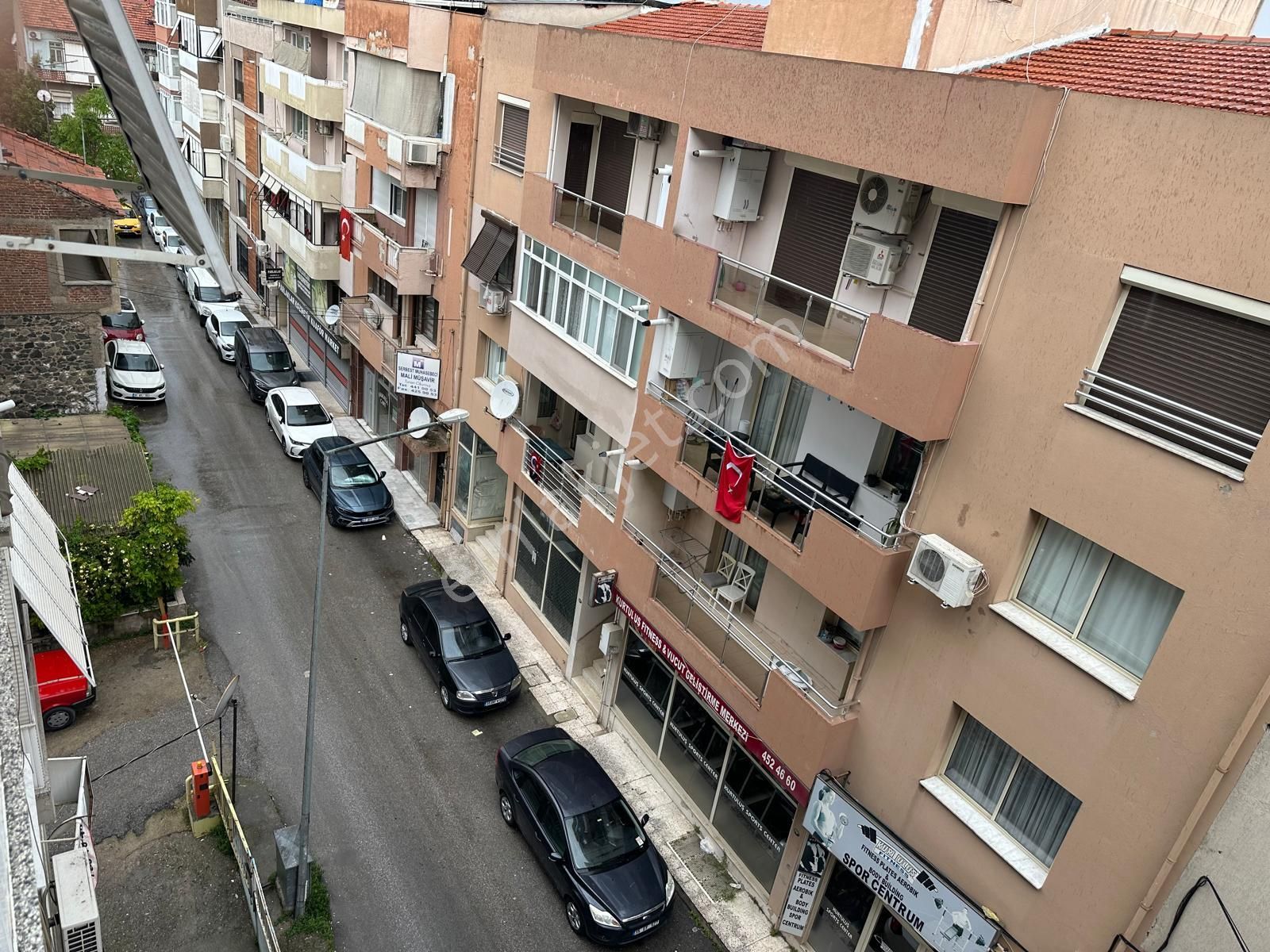 Buca Şirinyer Hürriyet Mahallesi/m.caddesinde//izbana 500metre//(3-4dk)arakat//117m2//2+1 D.gazalı - Görsel 16