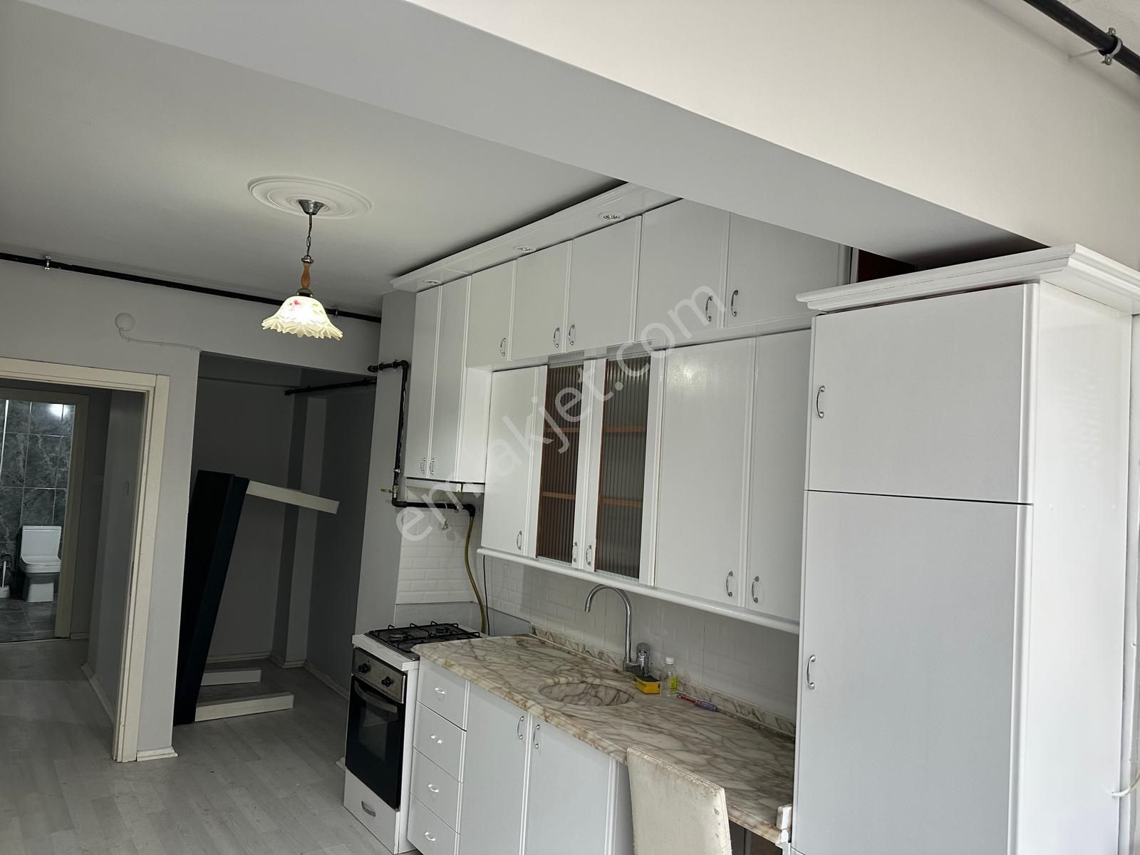 Buca Şirinyer Hürriyet Mahallesi/m.caddesinde//izbana 500metre//(3-4dk)arakat//117m2//2+1 D.gazalı - Görsel 7