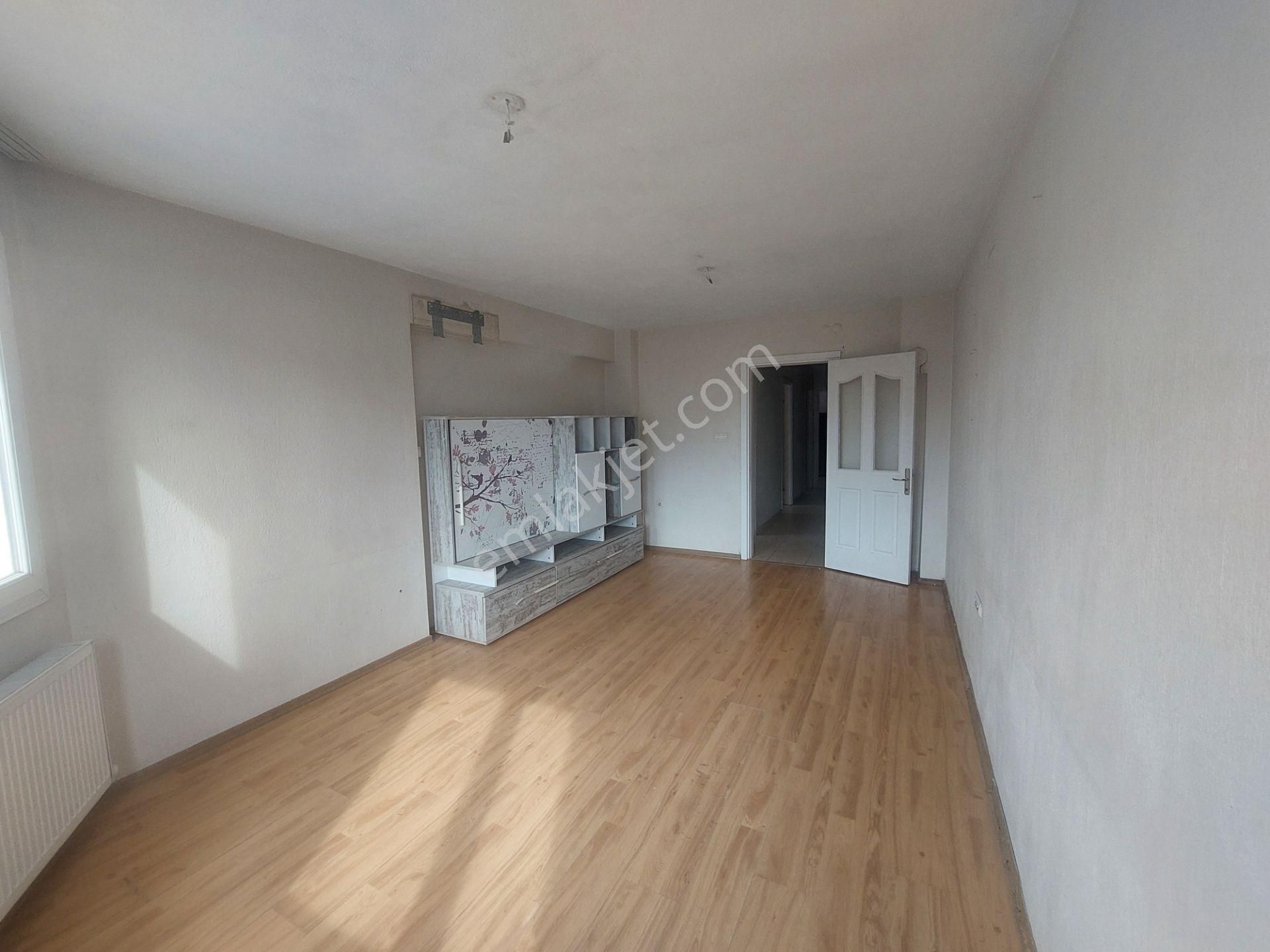 Yenigün Mah.zübeyde Hanım Kolej Yakını Arakat Doğalgazlı 3+1 - Görsel 4