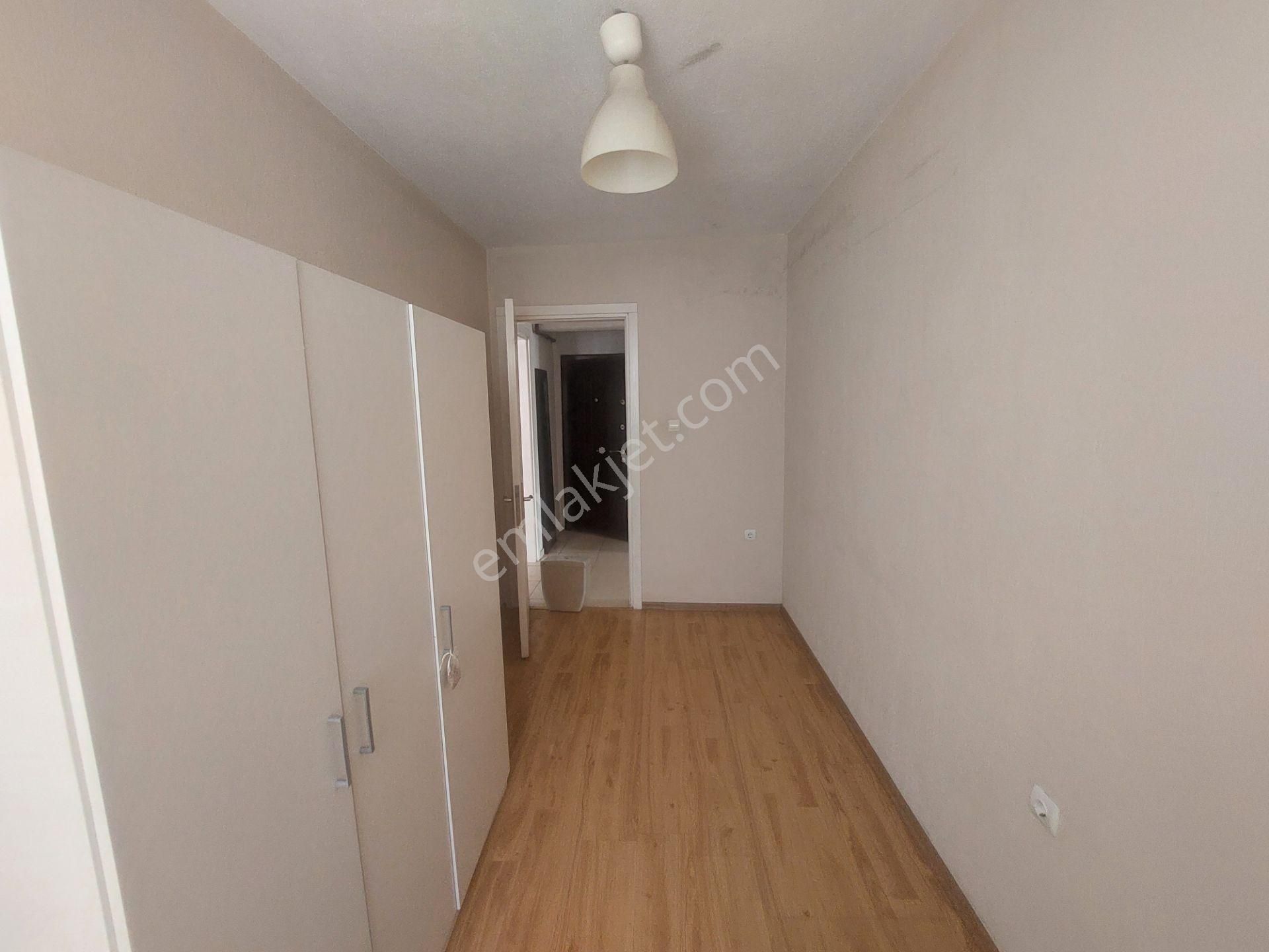 Yenigün Mah.zübeyde Hanım Kolej Yakını Arakat Doğalgazlı 3+1 - Görsel 26