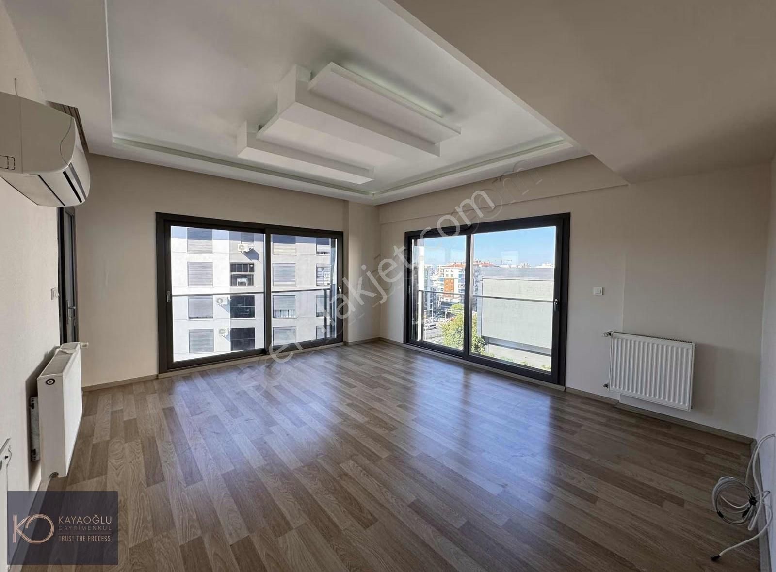 Kayaoğlun'dan Anadolu Caddesine Cepheli 3+1 Arakat Lüx Daire