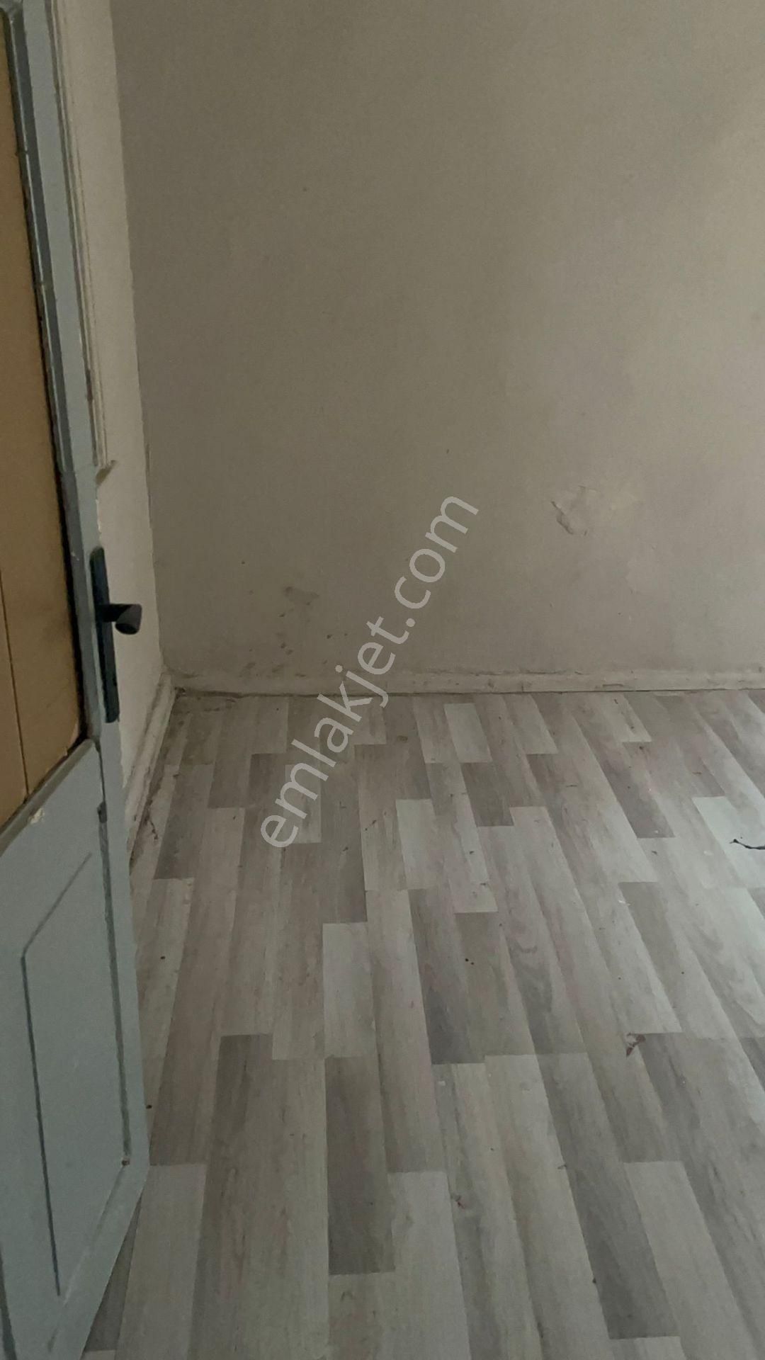 Süvari Mahallesinde 2 Banyolu 2 Mutfaklı Toplam 6 Oda 2 Katlı Müstakil Ev - Görsel 12