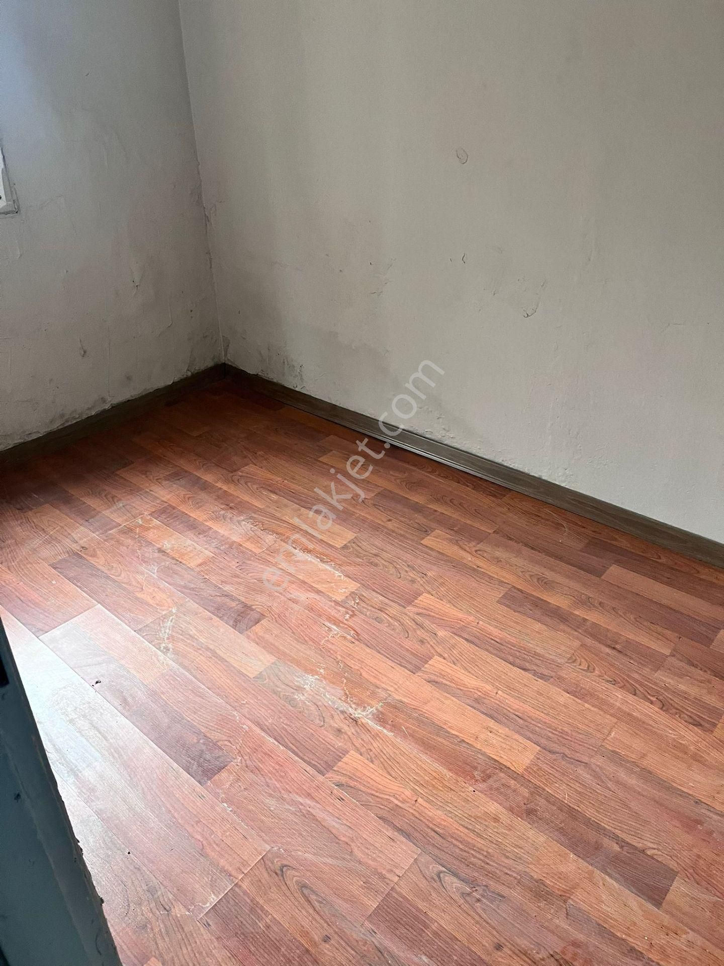 Süvari Mahallesinde 2 Banyolu 2 Mutfaklı Toplam 6 Oda 2 Katlı Müstakil Ev - Görsel 13