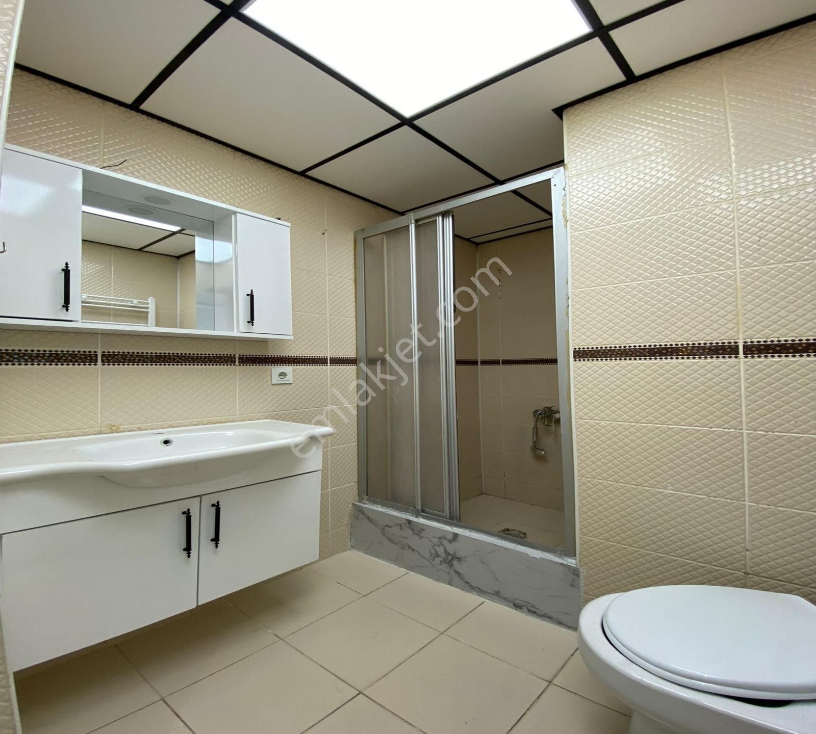 Güzelyurt Mahallesi Metrobüsün Dibinde Bahçe Katı - Görsel 18