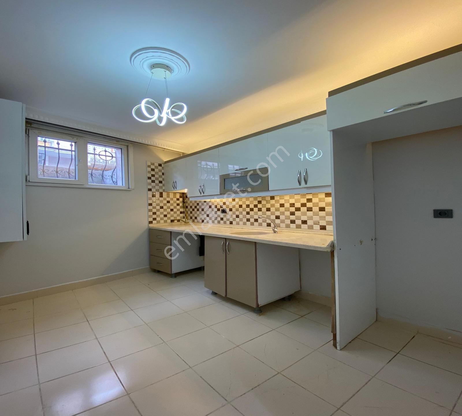 Güzelyurt Mahallesi Metrobüsün Dibinde Bahçe Katı - Görsel 8