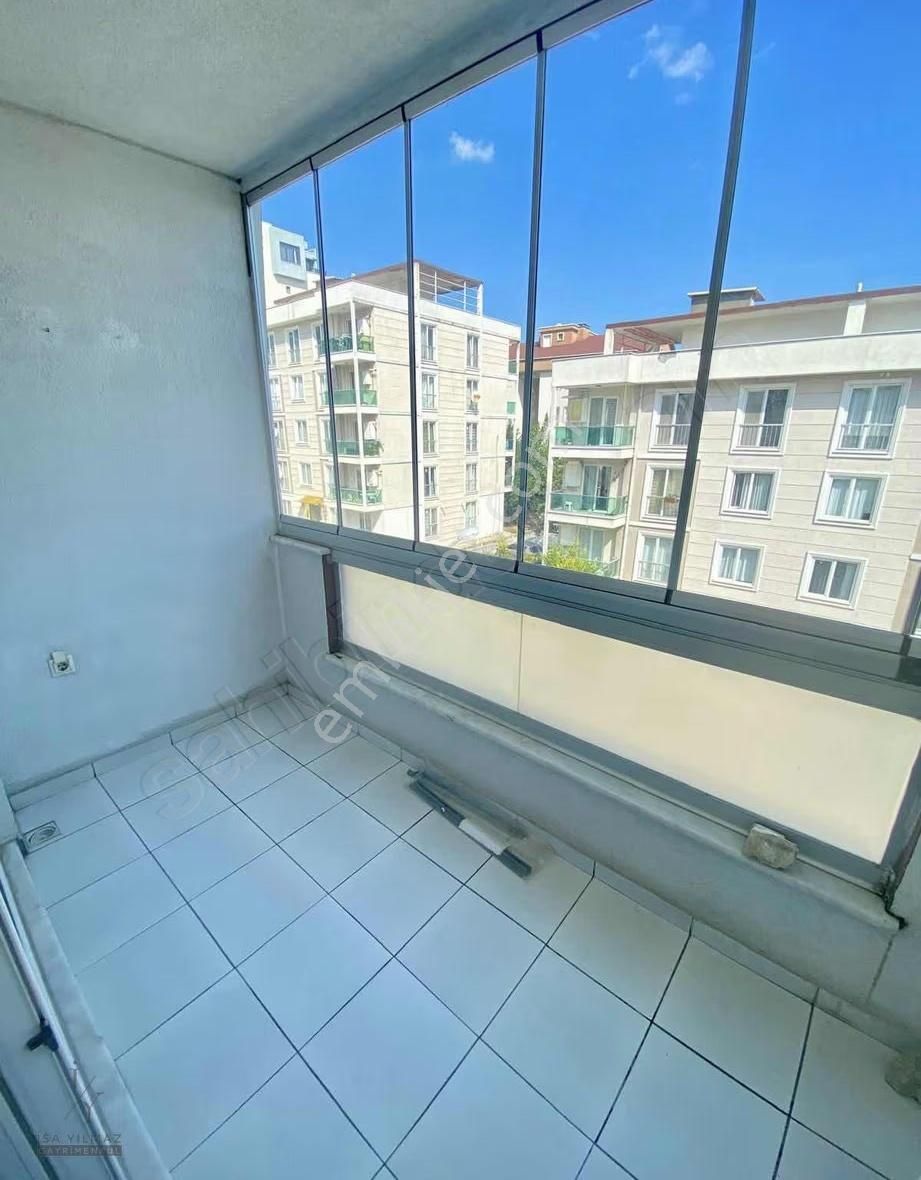 Aile Binasında 2+1 Geniş M2 Satılık Daire - Görsel 7