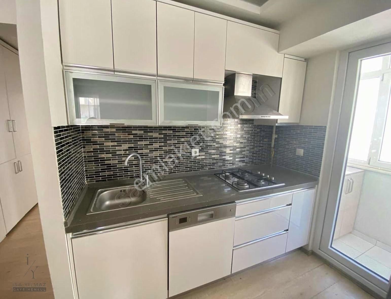 Aile Binasında 2+1 Geniş M2 Satılık Daire - Görsel 16