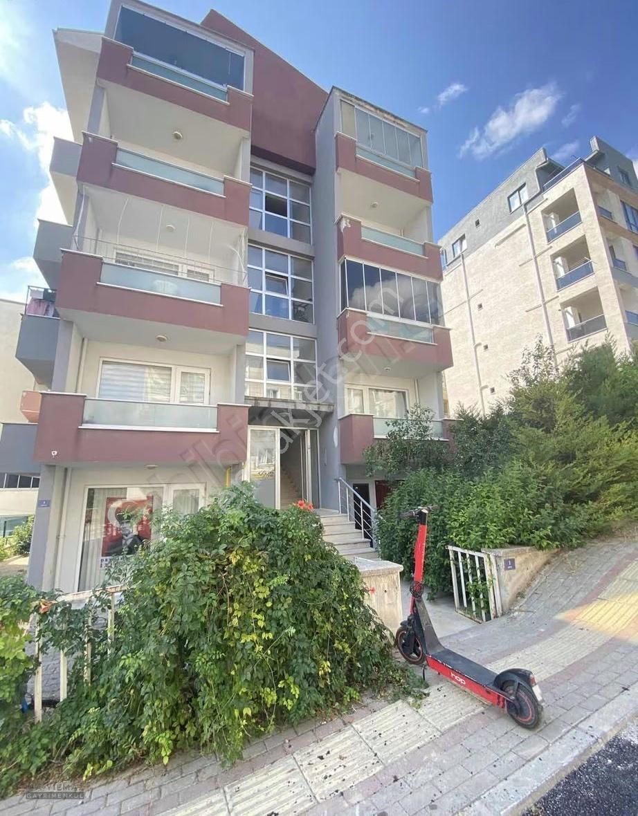 Aile Binasında 2+1 Geniş M2 Satılık Daire - Görsel 8