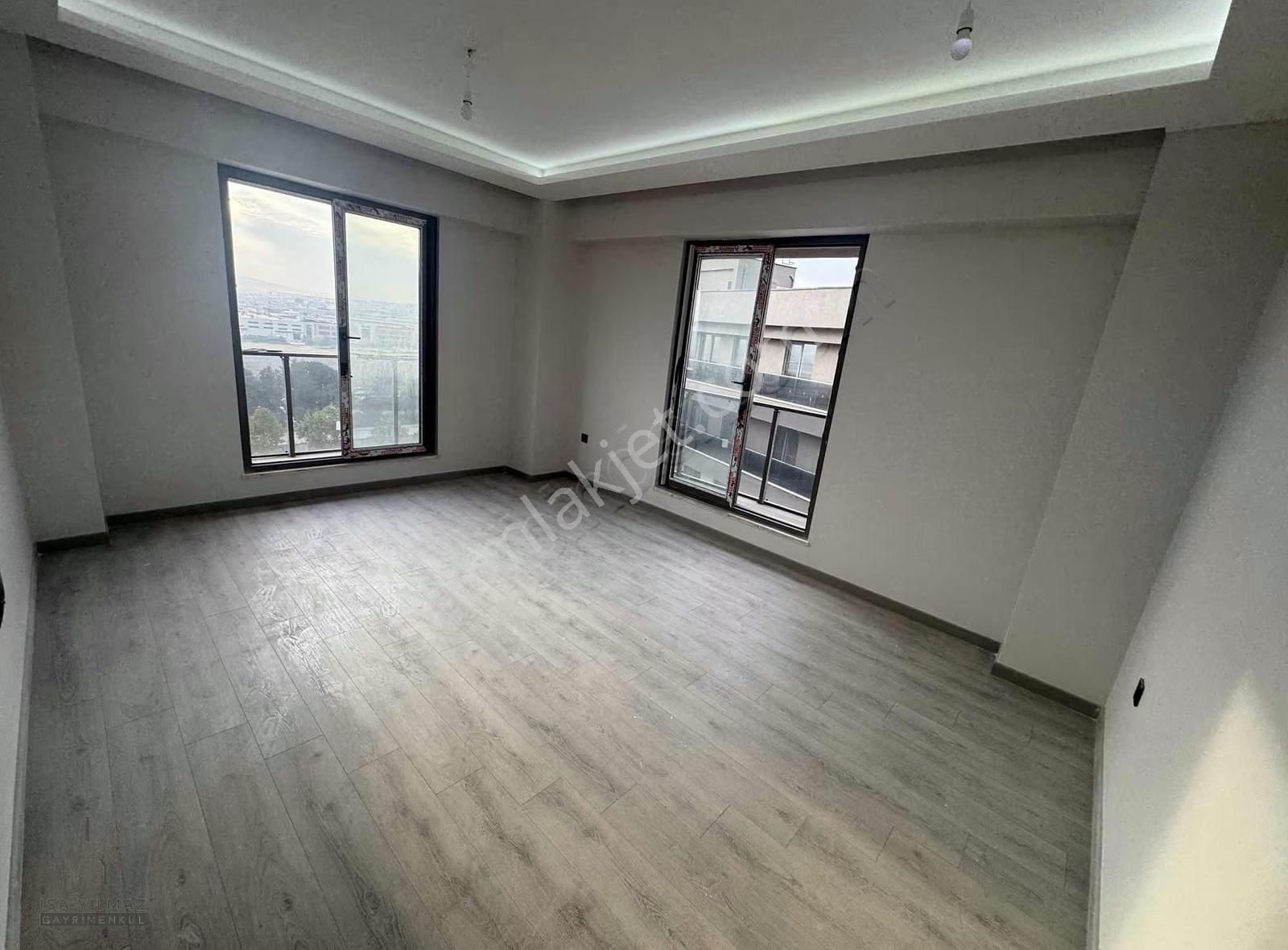 Koruline Projesinde 3+1 Full Açık Cephe Satılık Daire - Görsel 19