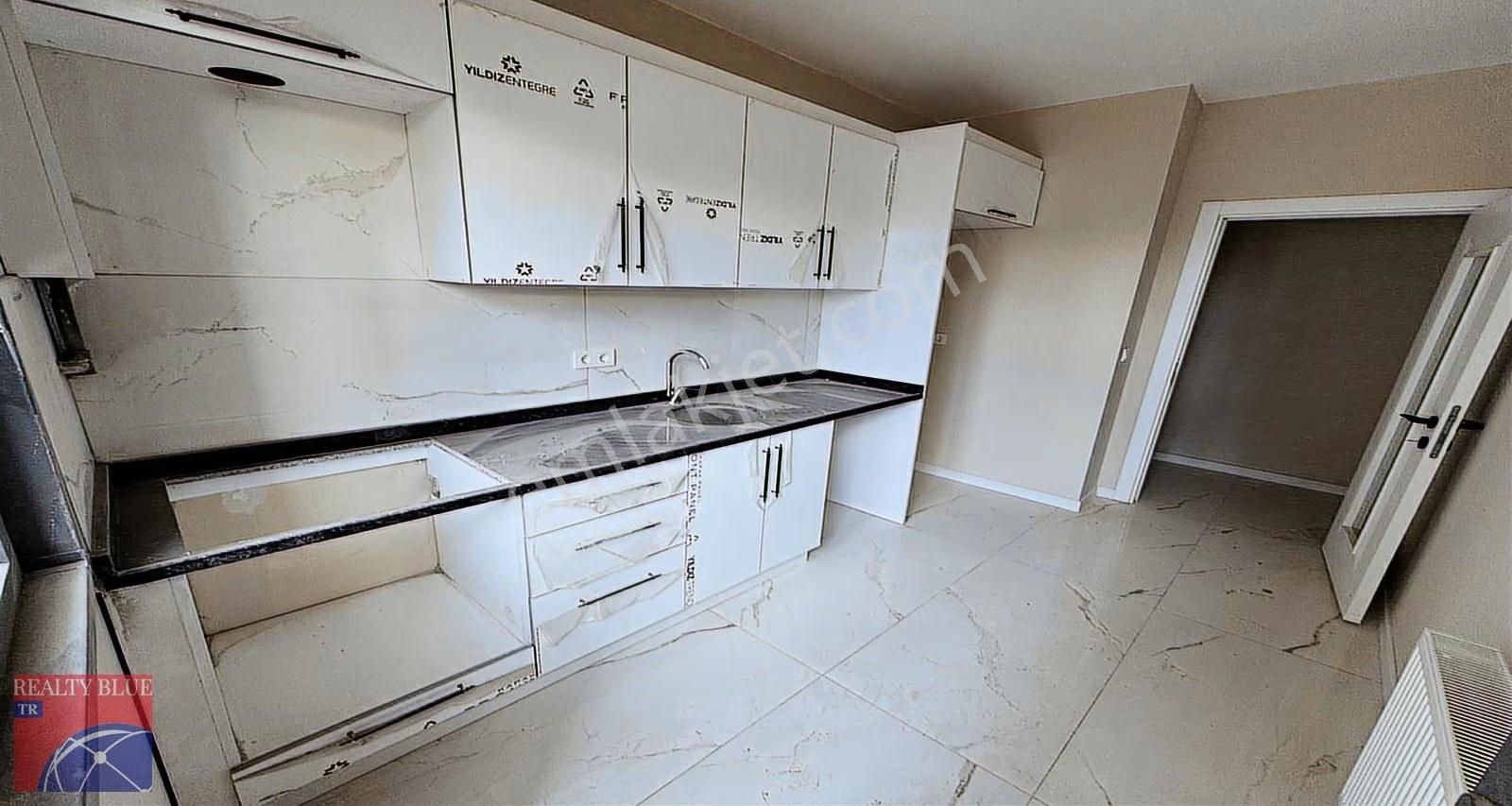 Sultanbeyli Akşemsettin Mah. Viaport Havalimanı Komşu 6+1 - Görsel 3