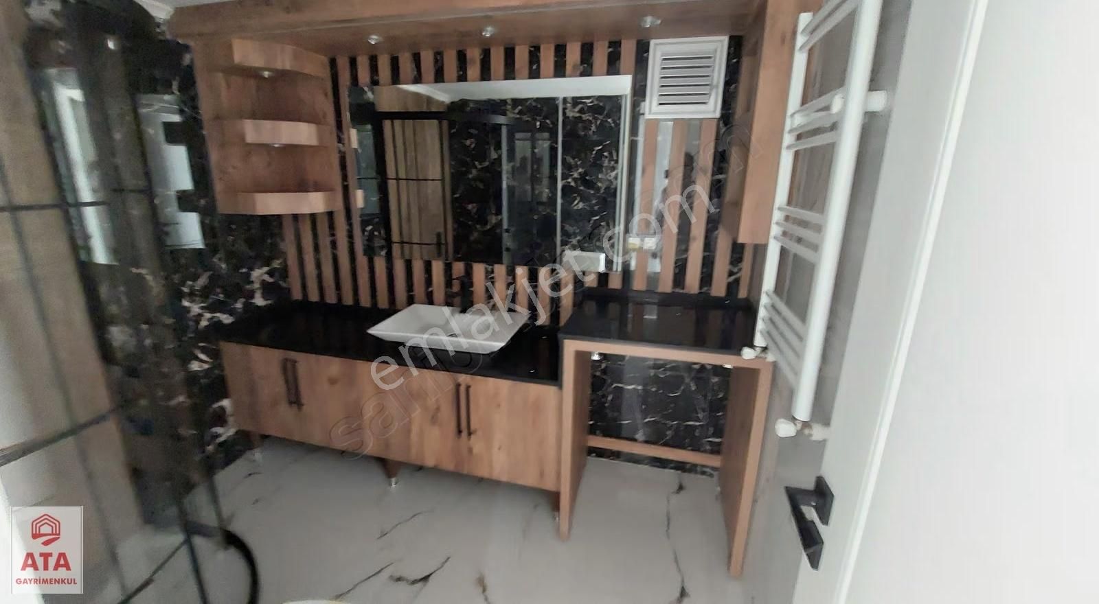 Selma Yigitalp Lisesi Sokagında 3+1,130m2,dogalgazlı,ultralüx - Görsel 16