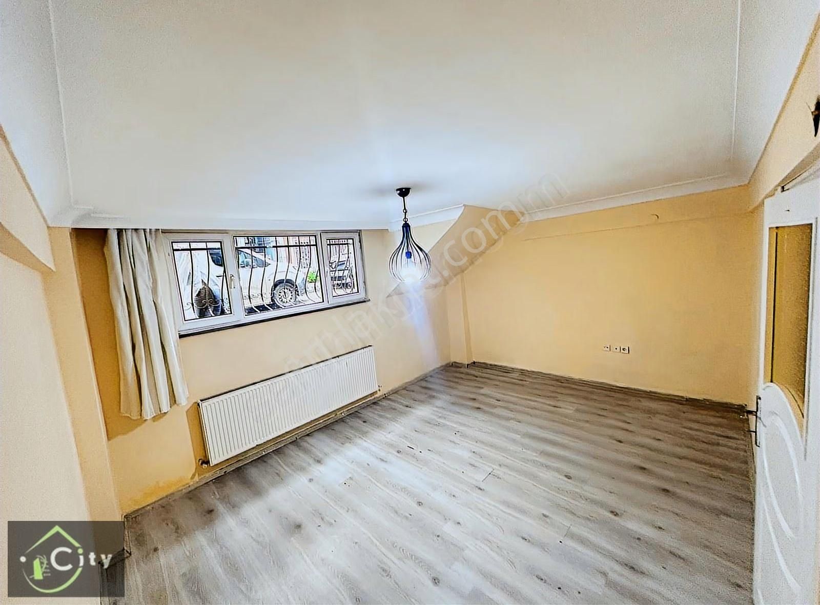 Fatih Seyyid Ömer Mahallesi 1+1 Satılık Bahçe Katı Daire