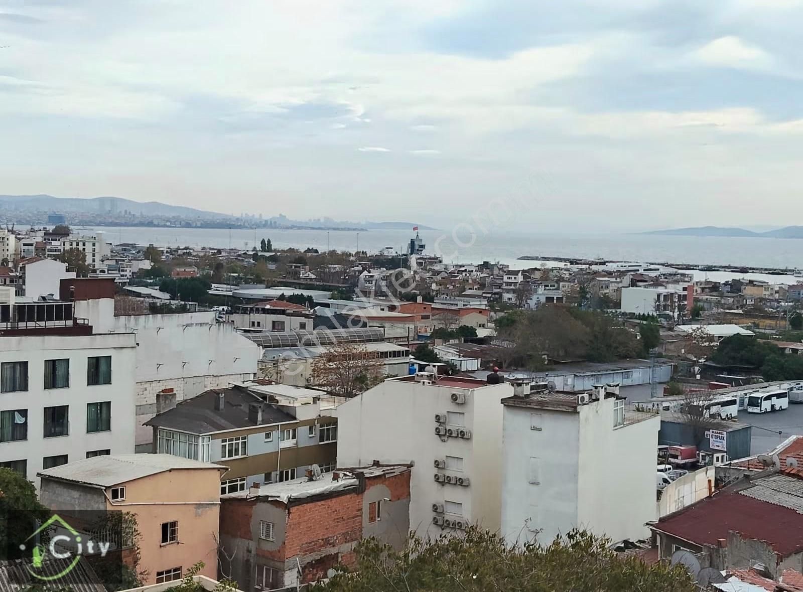 Cerrah Paşa Camisinin Alt Sokağında3+1 Ful Deniz Manzaralı - Görsel 3