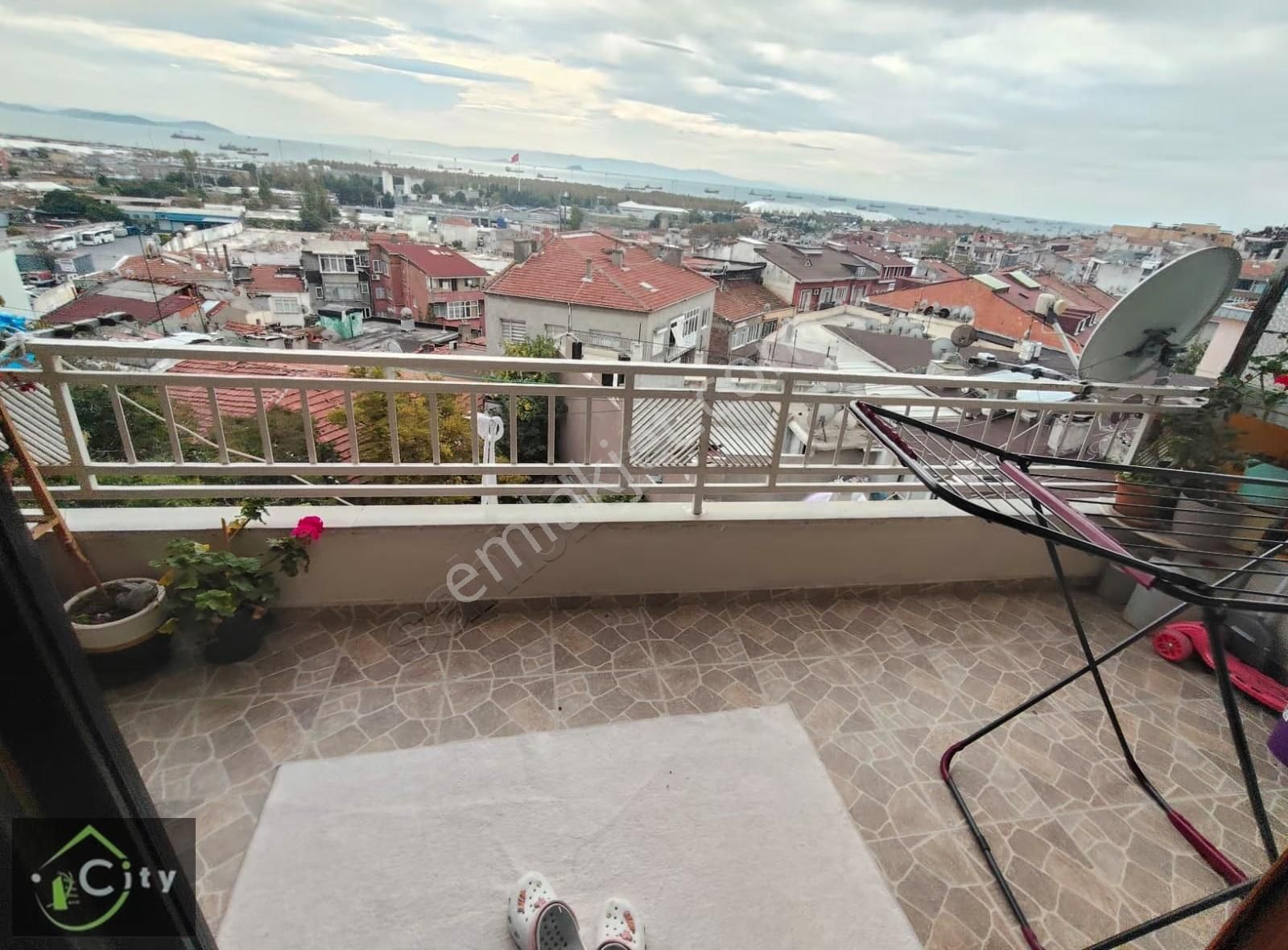 Cerrah Paşa Camisinin Alt Sokağında3+1 Ful Deniz Manzaralı - Görsel 15