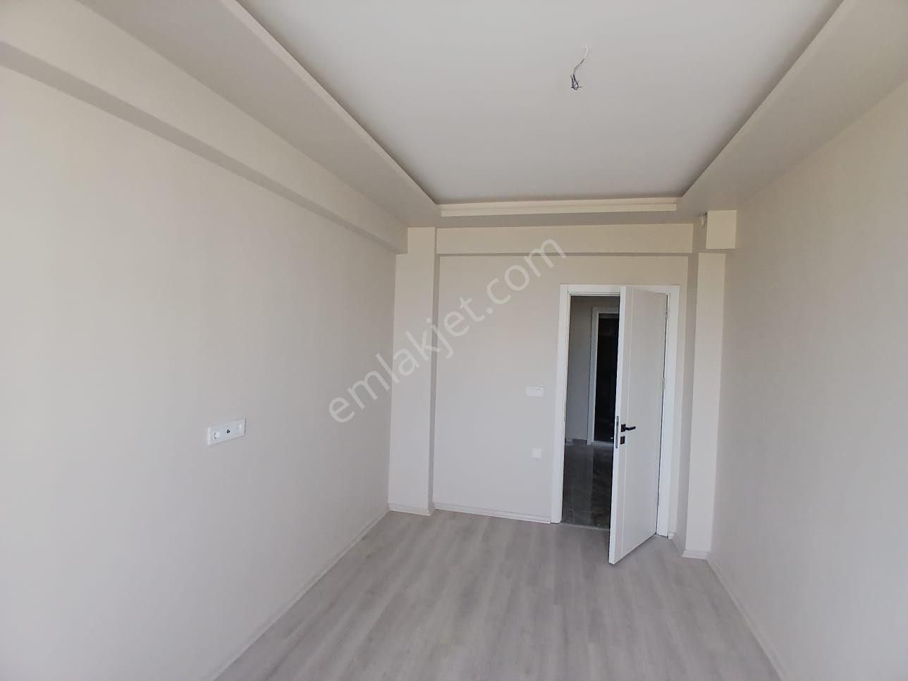 Akçay Emlak'tan Akşehir Yeni Hastahane Yolu Üzerinde Satılık Garajlı Sıfır 3+1 Daire - Görsel 11