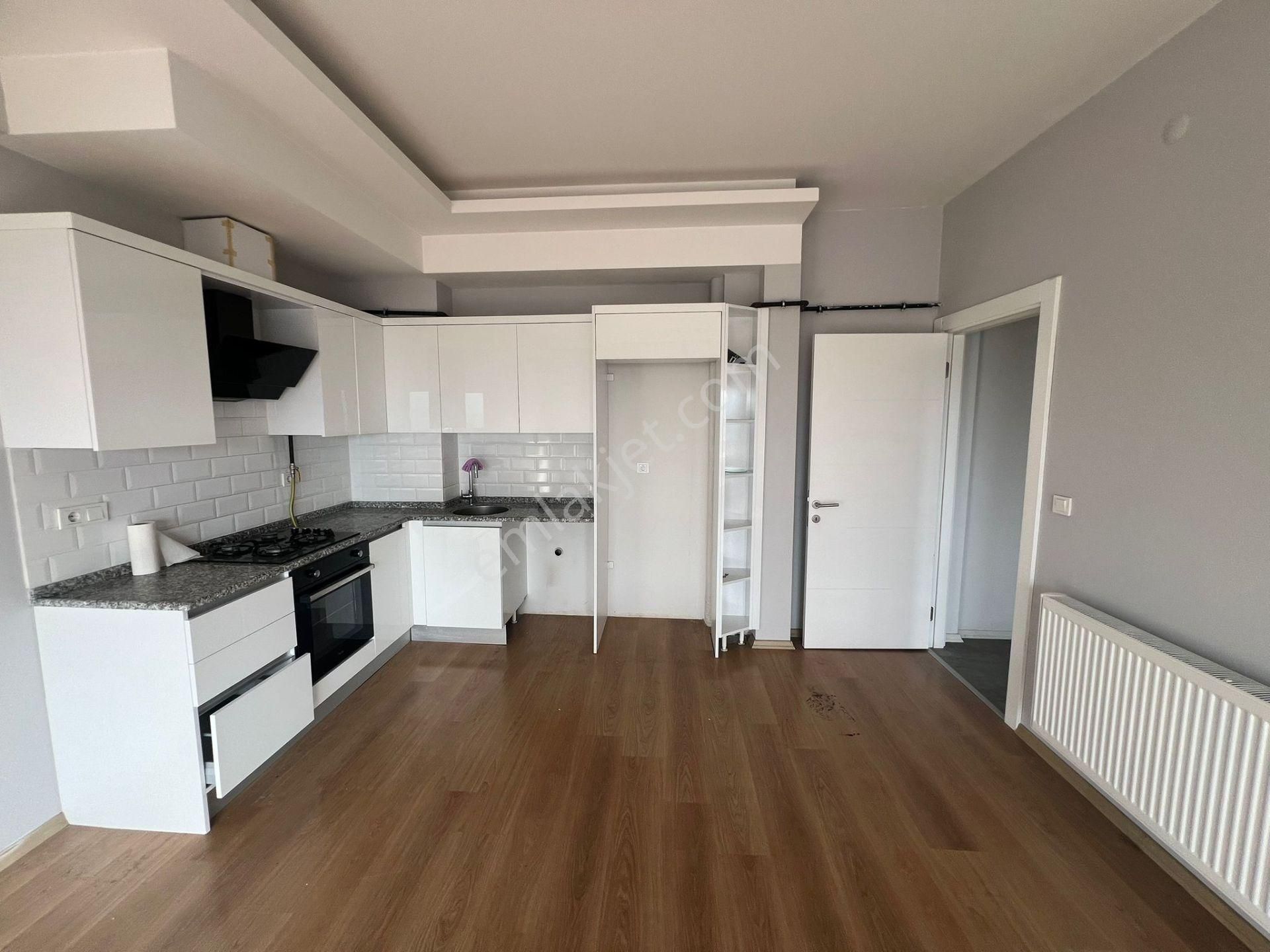 Buca Çamlık Mahde 2+1 85m2 Asansörlü D.gazlı Kiralık Daire - Görsel 4