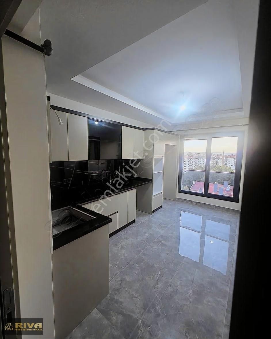 Bahçelievler'de Ultra Lüks 2.5+1 Teslim Oturulur Satılık Daire - Görsel 8