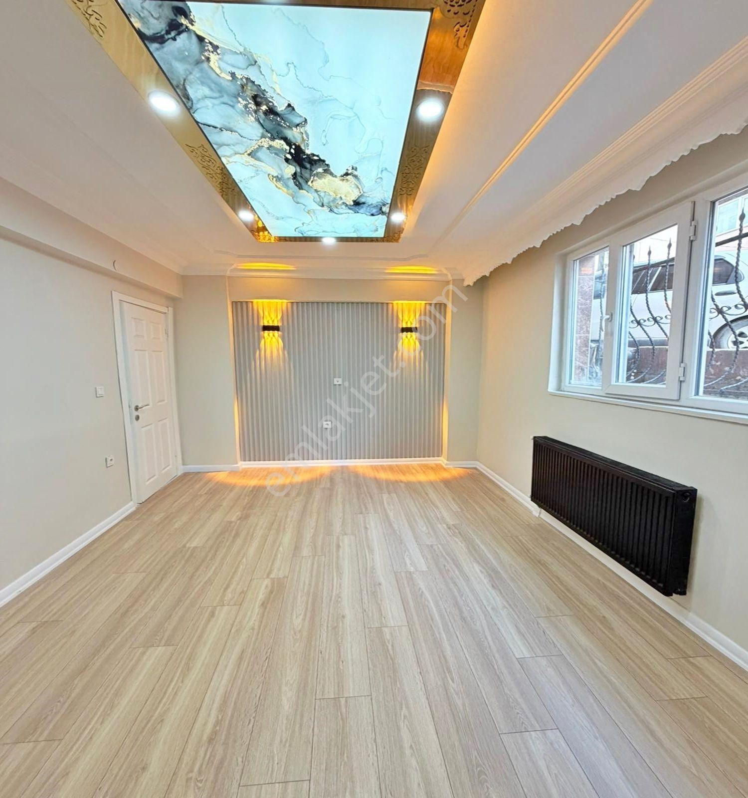Esenyurt İstiklal Mah.3+1 Tek Daire Üzeri Bahçeli 130m2 Daire - Görsel 32