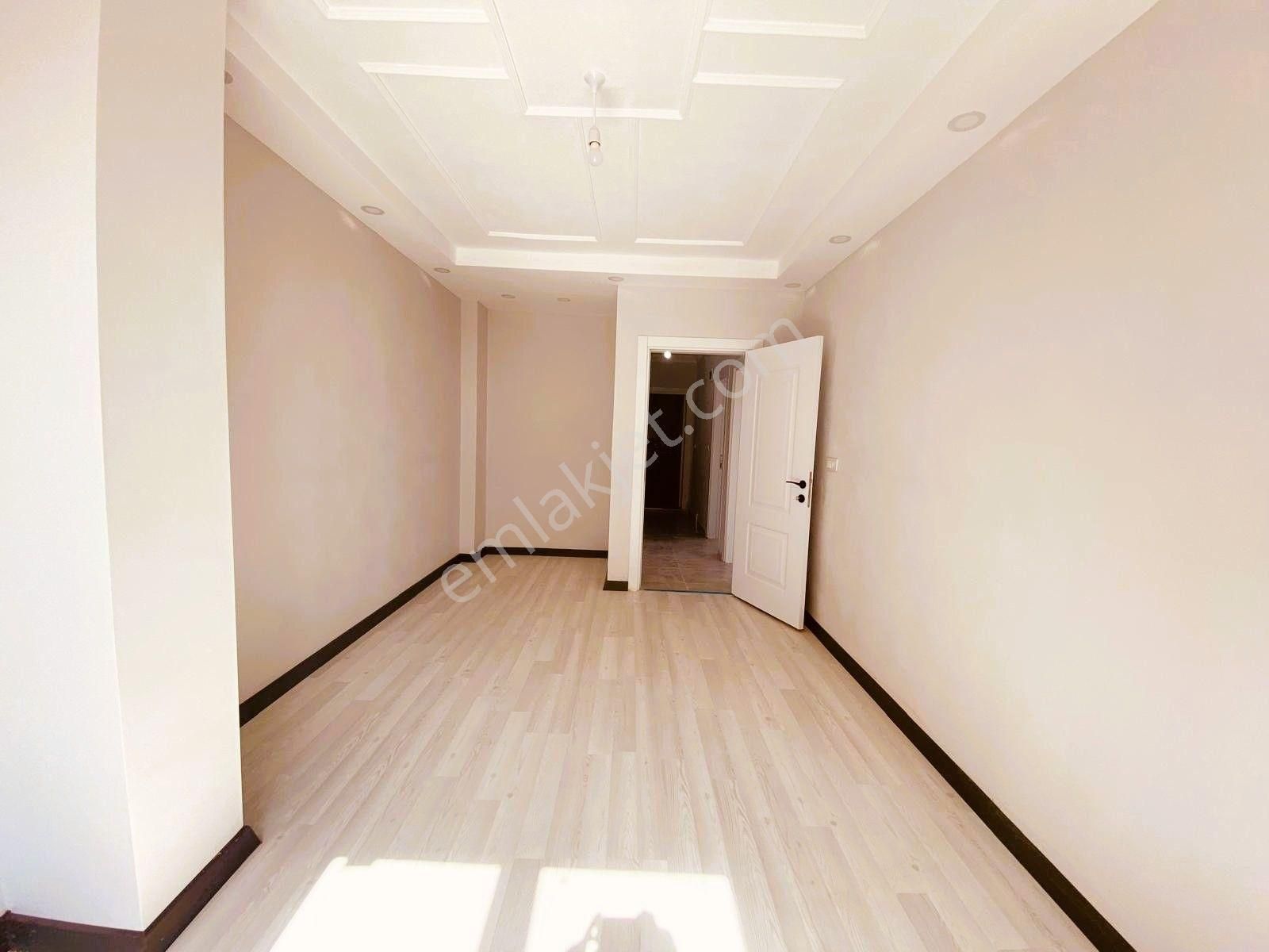 ^^koyuncu Gyrm^^yeniçiftlik'te Geniş Bahçeli 6+1 Müstakil Villa - Görsel 23