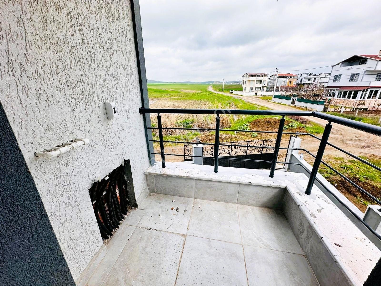 ^^koyuncu Gyrm^^yeniçiftlik'te Geniş Bahçeli 6+1 Müstakil Villa - Görsel 8