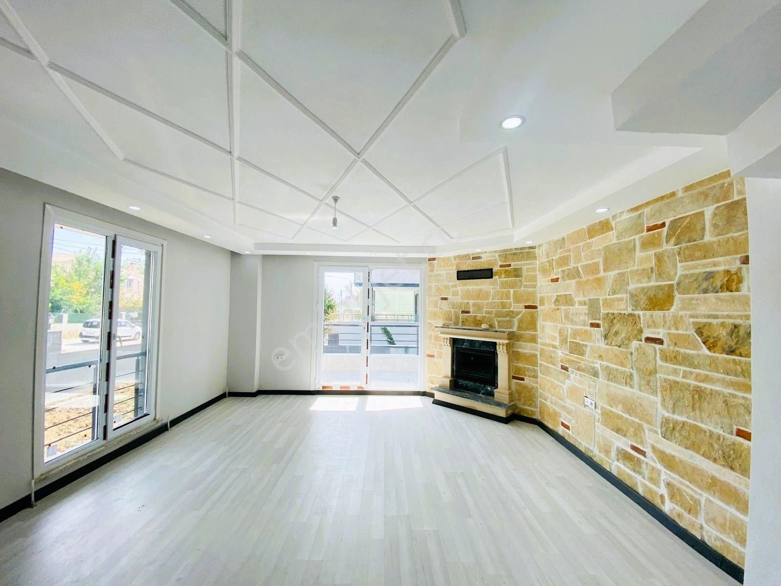 ^^koyuncu Gyrm^^yeniçiftlik'te Geniş Bahçeli 6+1 Müstakil Villa - Görsel 28