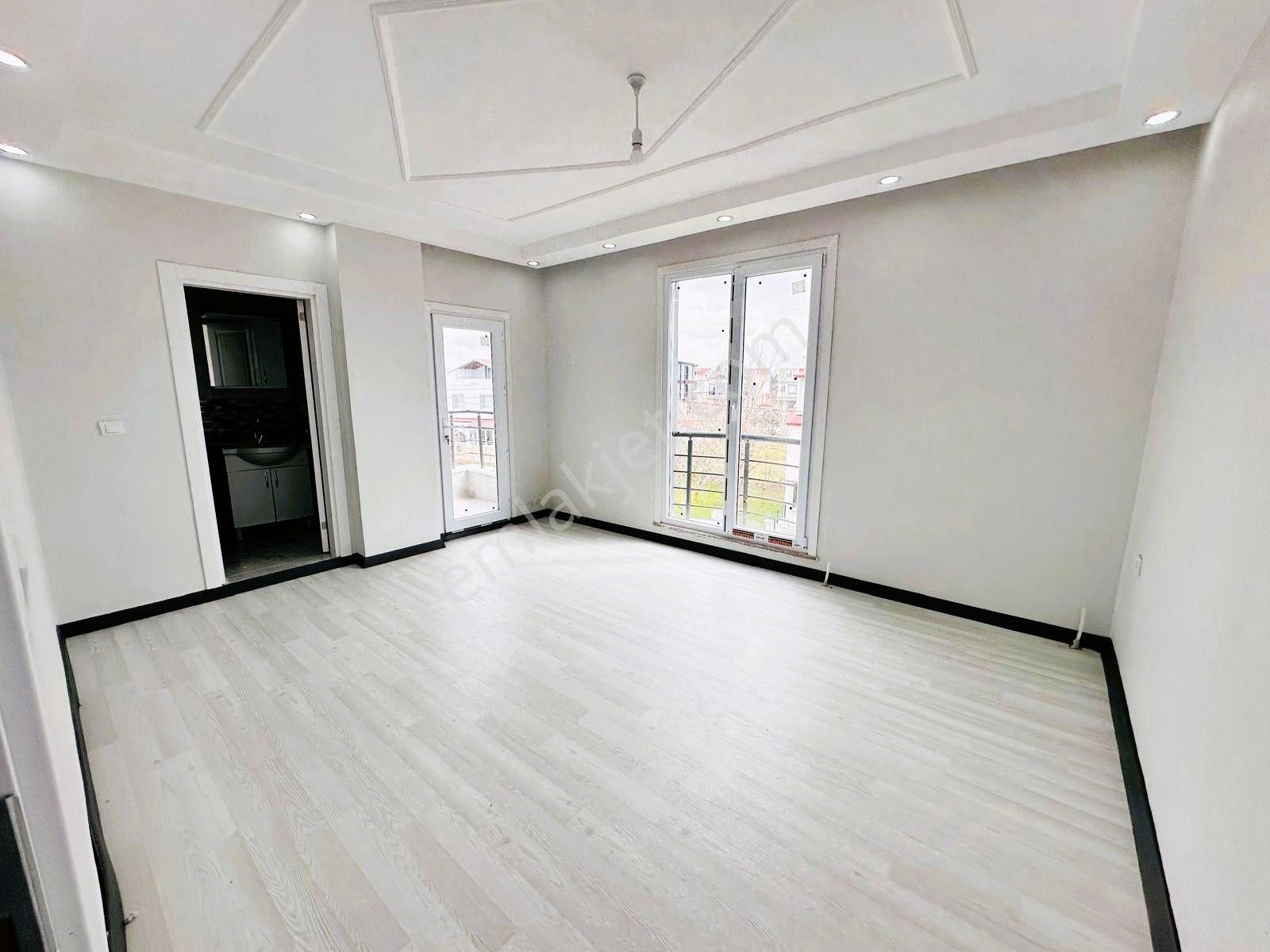 ^^koyuncu Gyrm^^yeniçiftlik'te Geniş Bahçeli 6+1 Müstakil Villa - Görsel 11