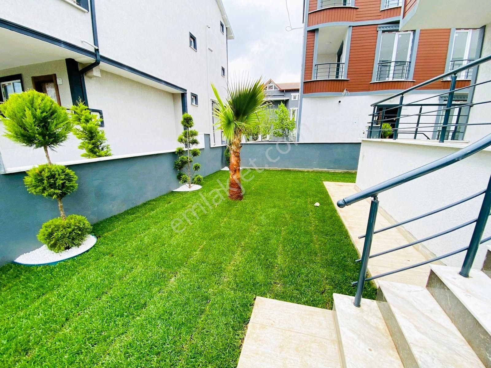 ^^koyuncu Gyrm^^yeniçiftlik'te Geniş Bahçeli 6+1 Müstakil Villa - Görsel 14