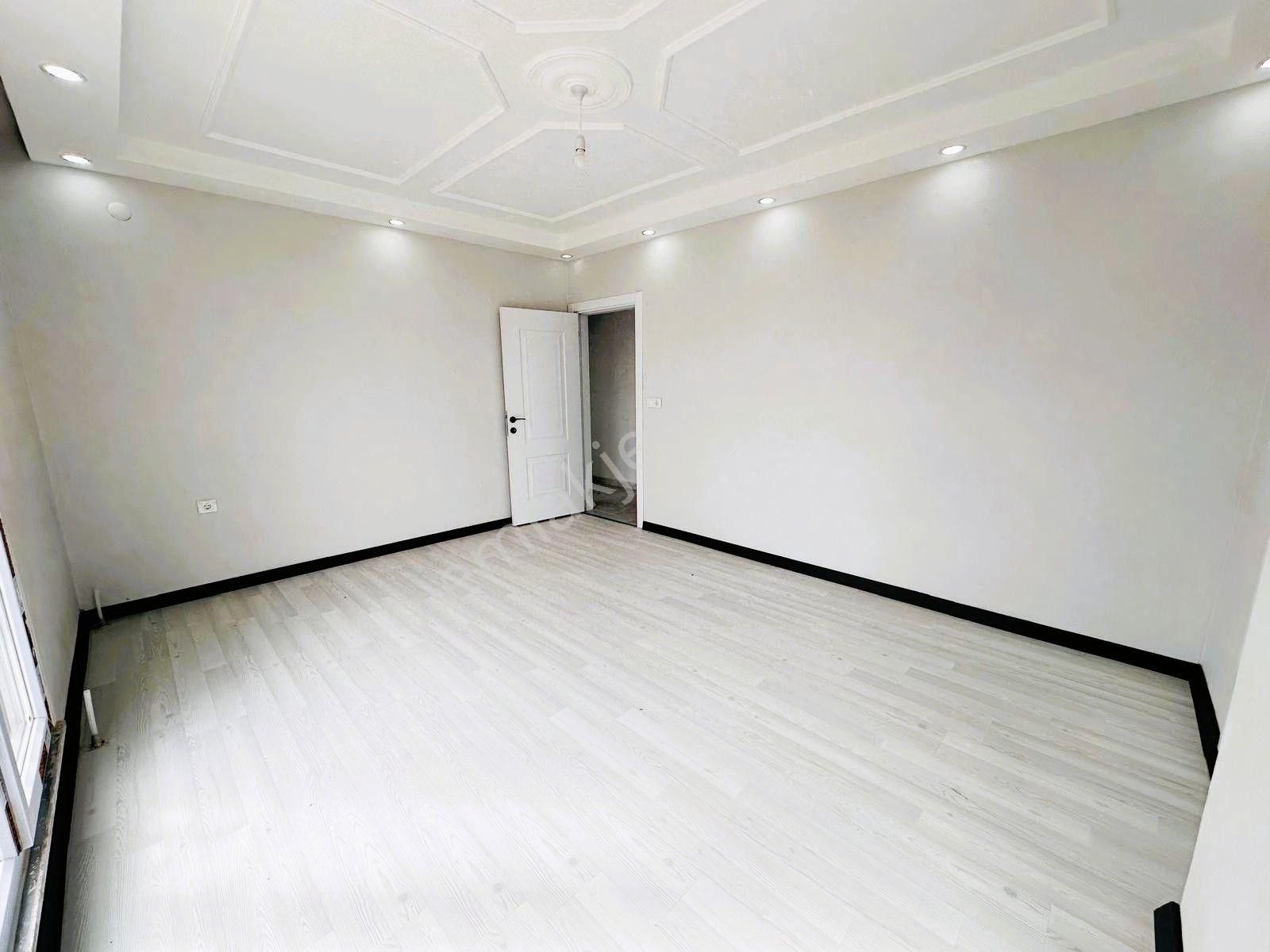 ^^koyuncu Gyrm^^yeniçiftlik'te Geniş Bahçeli 6+1 Müstakil Villa - Görsel 7