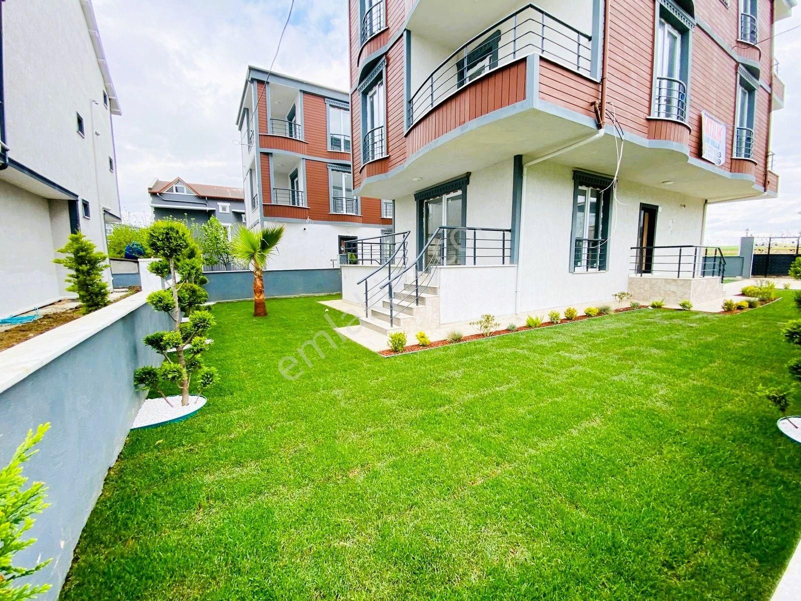 ^^koyuncu Gyrm^^yeniçiftlik'te Geniş Bahçeli 6+1 Müstakil Villa - Görsel 33